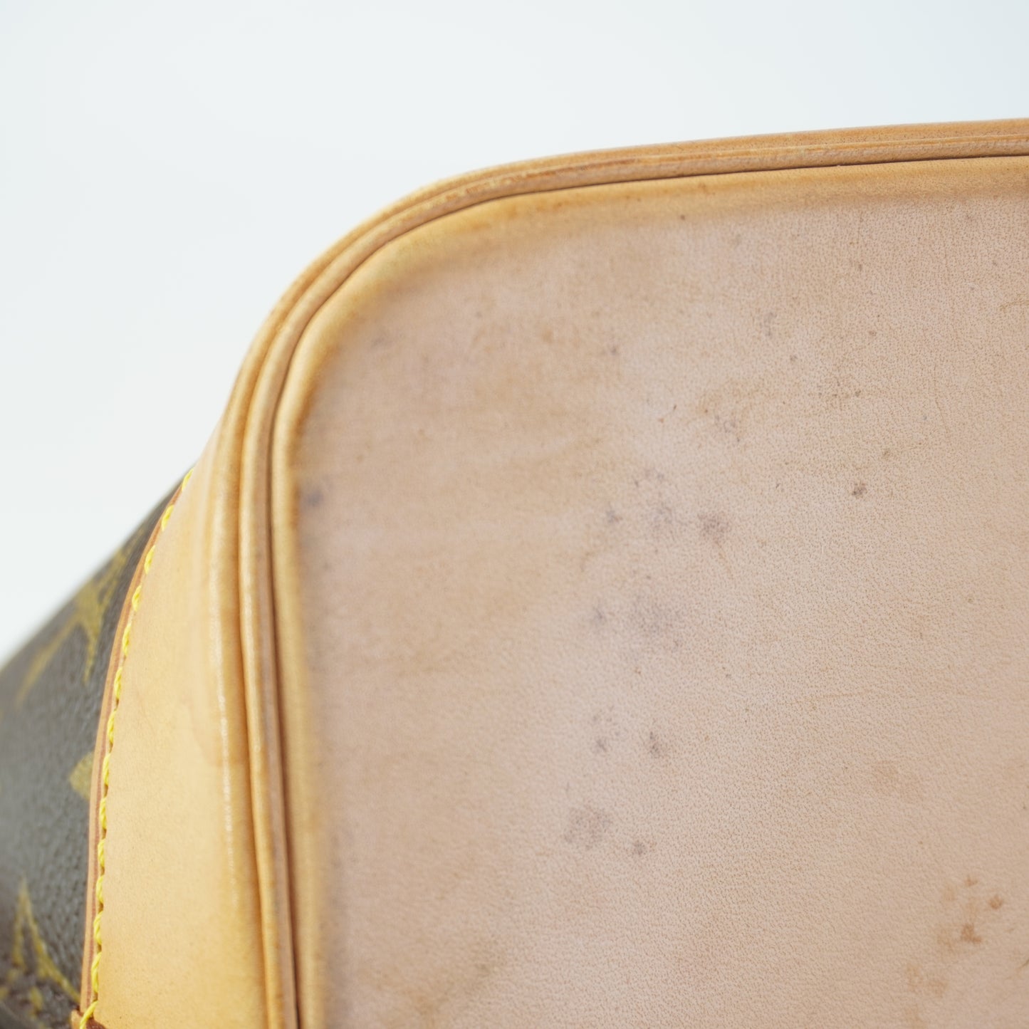 Louis Vuitton	Alma PM Monogram Canvas GHW Medium