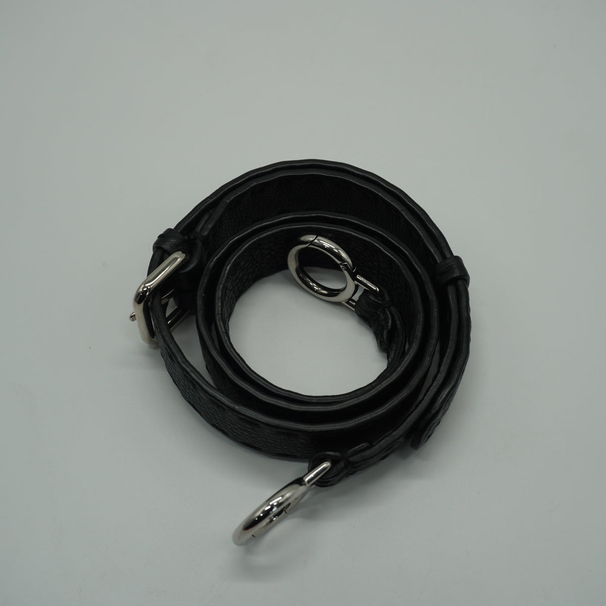Fendi	Peekaboo Black Medium GHW