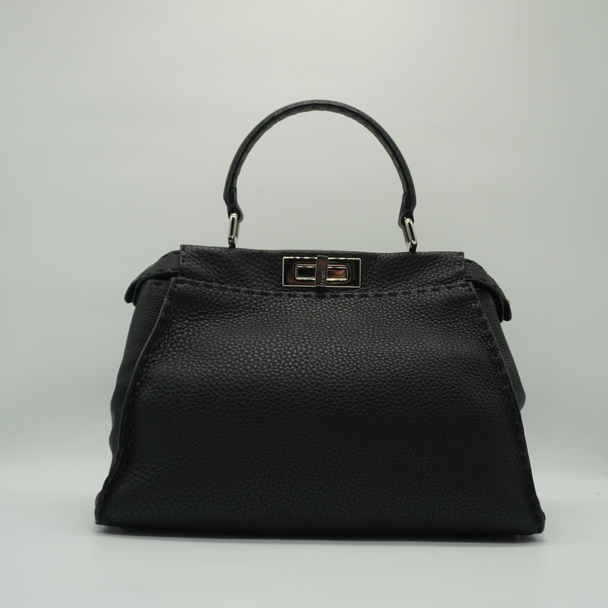 Fendi	Peekaboo Black Medium GHW