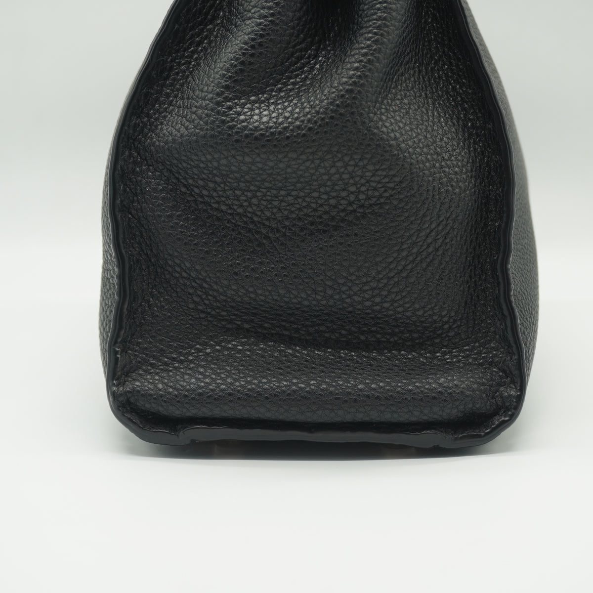 Fendi	Peekaboo Black Medium GHW