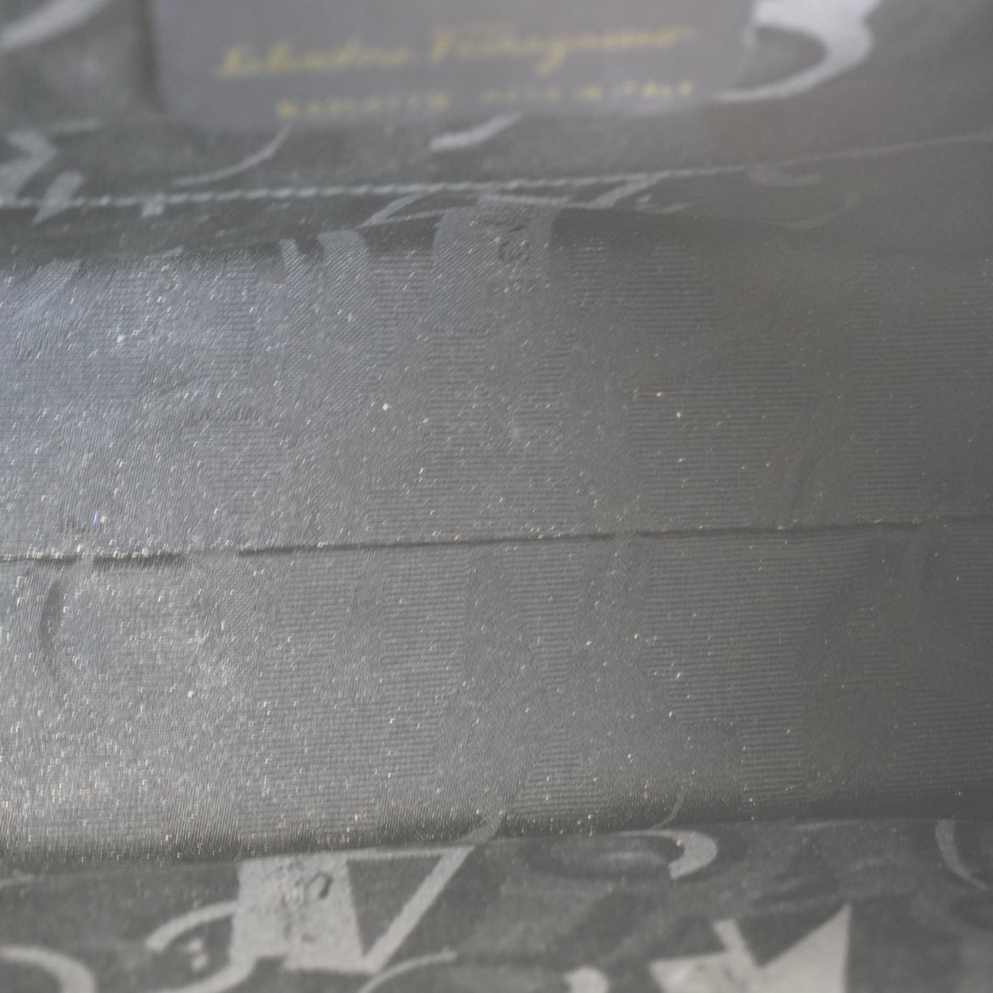 Salvatore Ferragamo Varra Ribbon