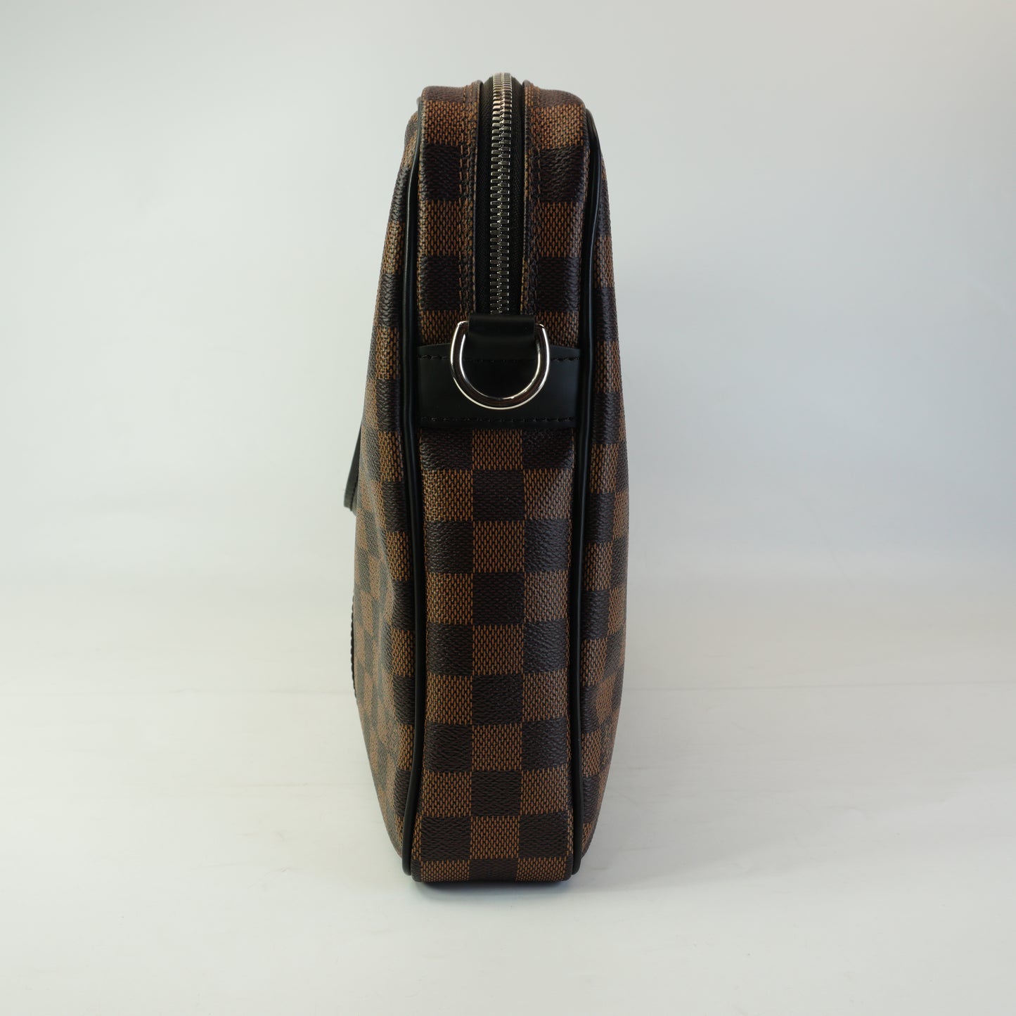 Louis Vuitton	Porte-Document Voyage DE SHW Medium