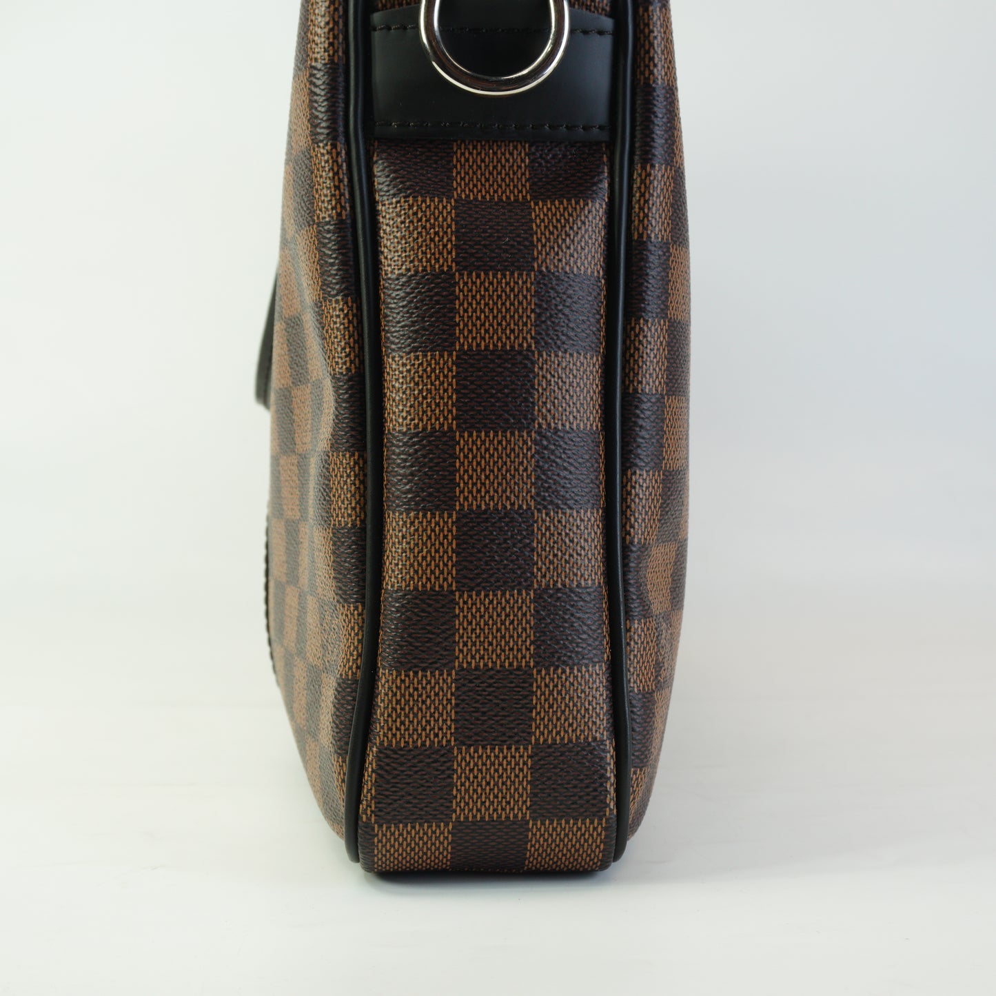 Louis Vuitton	Porte-Document Voyage DE SHW Medium