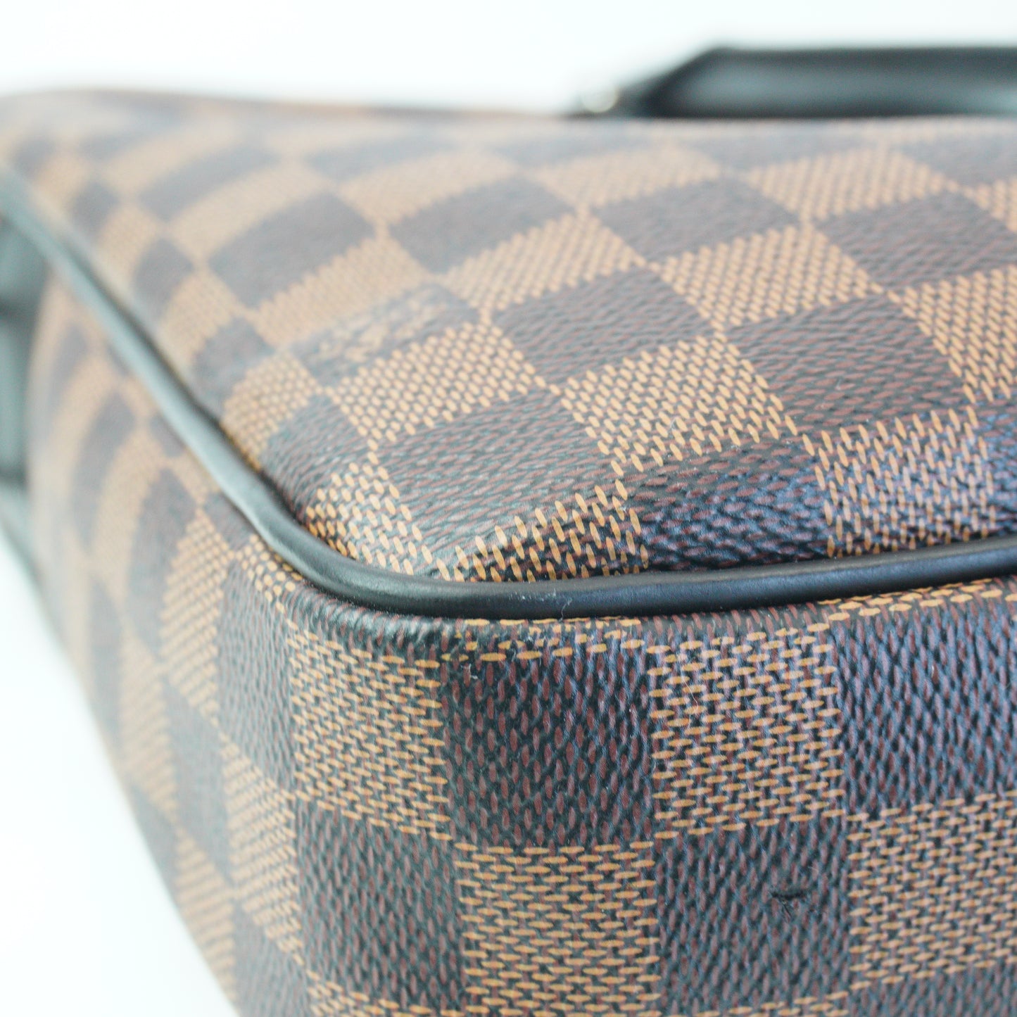 Louis Vuitton	Porte-Document Voyage DE SHW Medium
