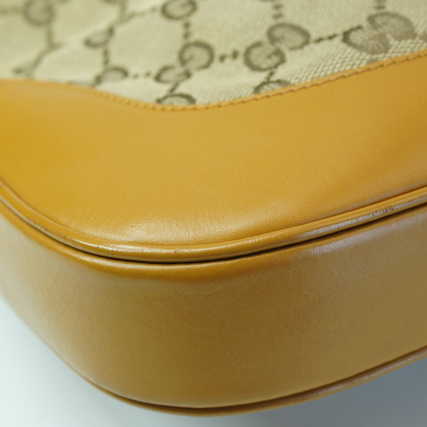 Gucci Jackie Hobo Bag GHW Medium