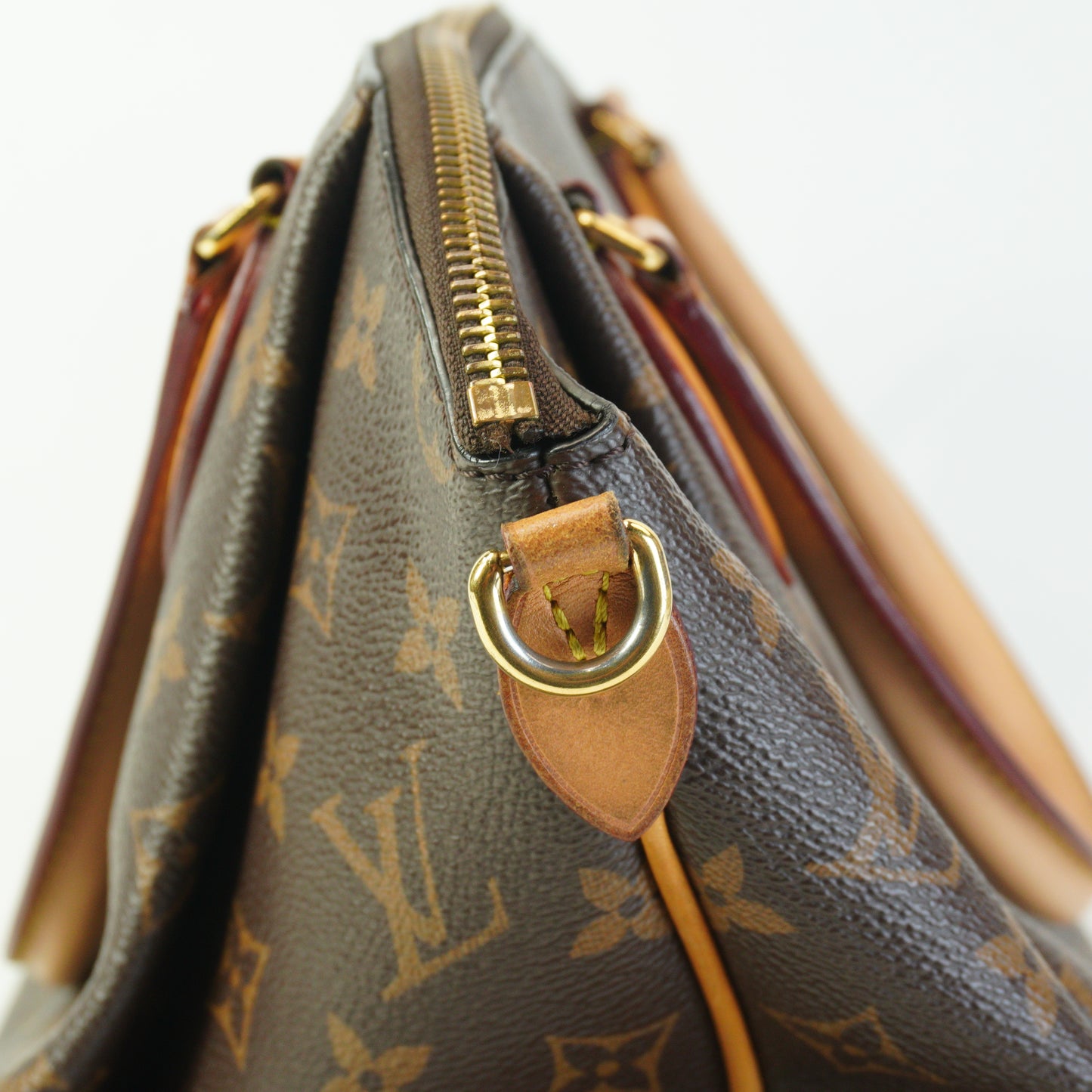 Louis Vuitton	Rivoli Mono Medium GHW
