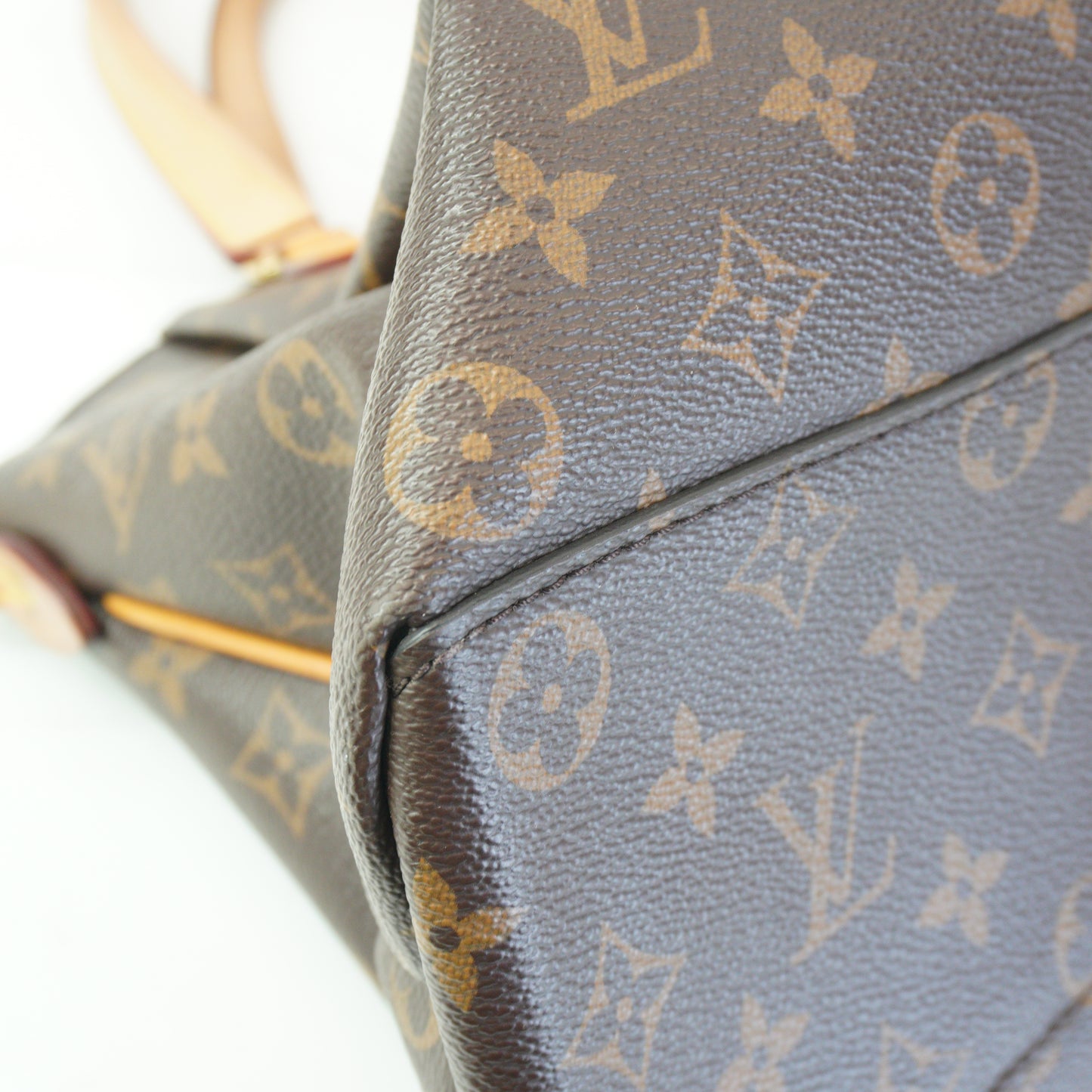 Louis Vuitton	Rivoli Mono Medium GHW
