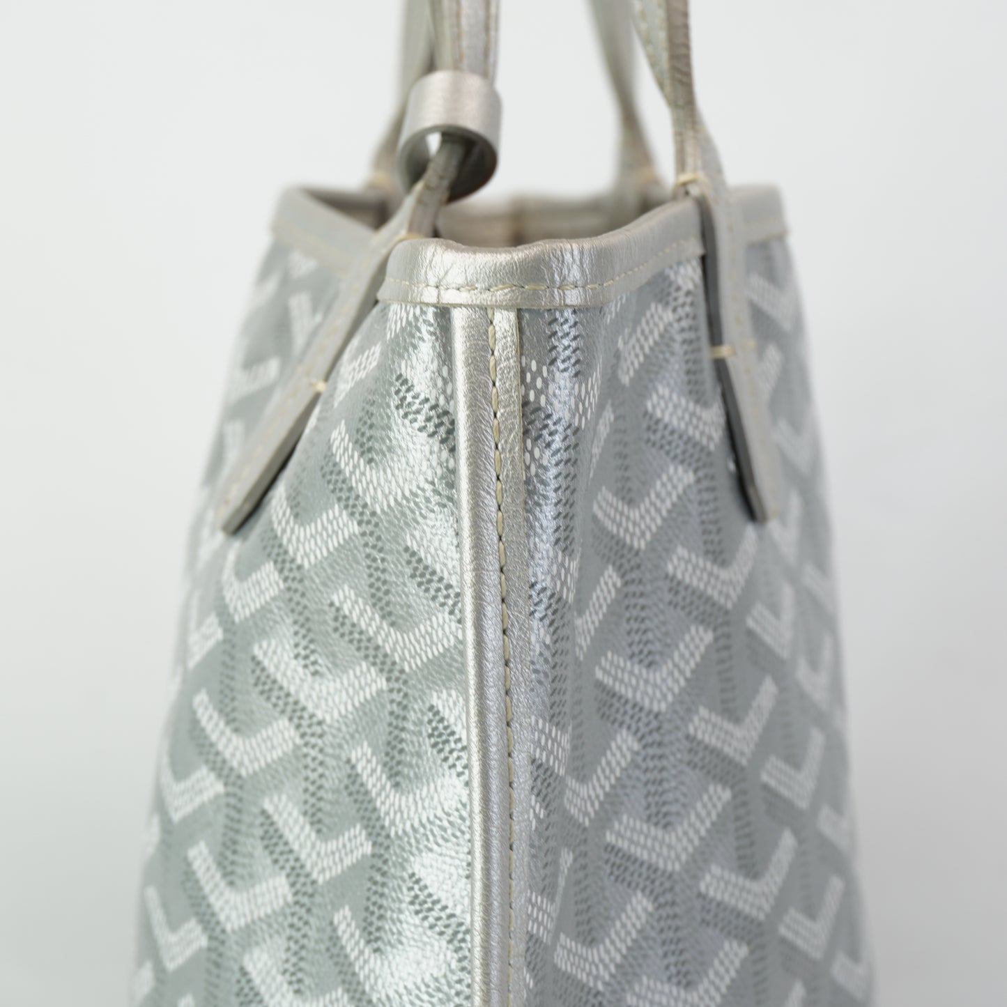 Goyard	Anjou Mini Bag