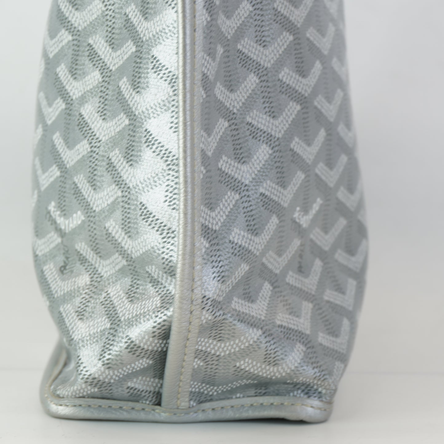 Goyard	Anjou Mini Bag