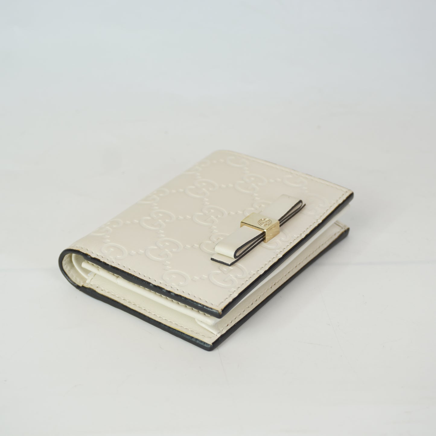 Gucci White Wallet