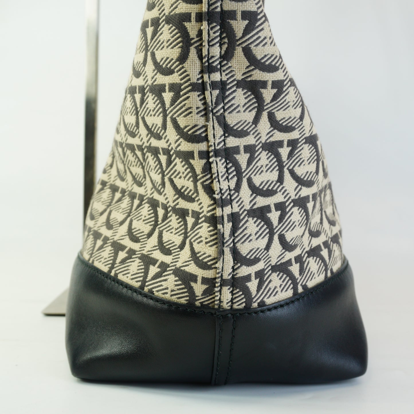 Salvatore Ferregamo  Studio Gancini Tote Medium GHW