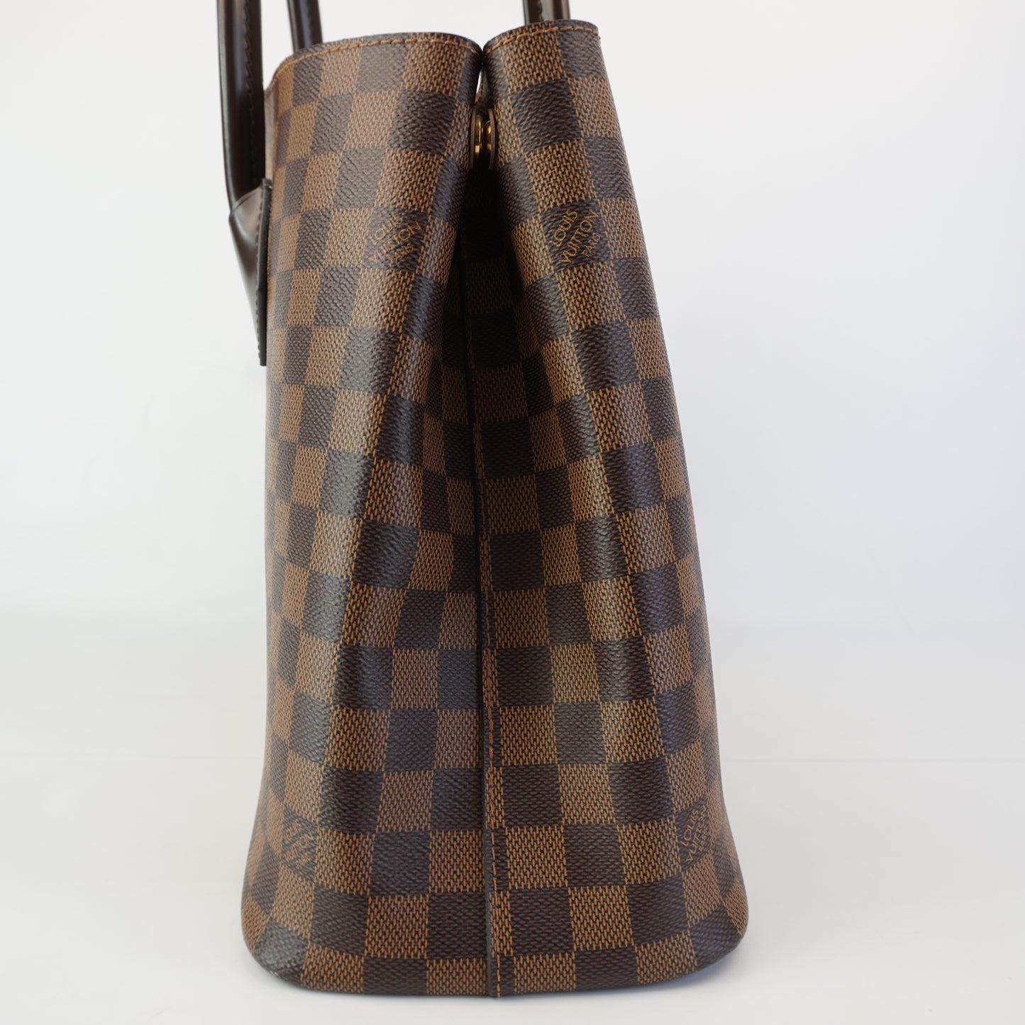 Louis Vuitton	Kensington