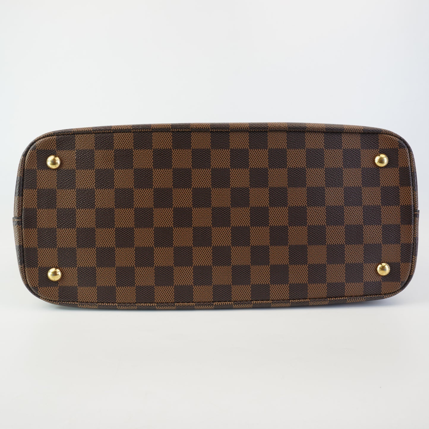 Louis Vuitton	Kensington