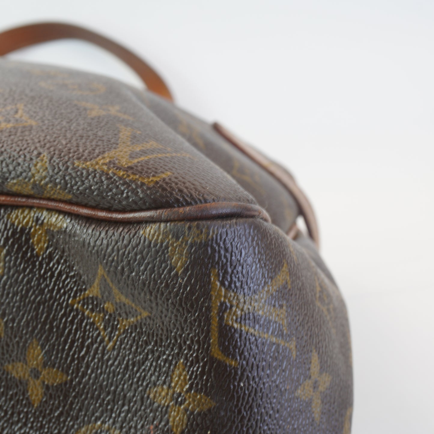 Louis Vuitton	Batignolles Horizontal GHW Large