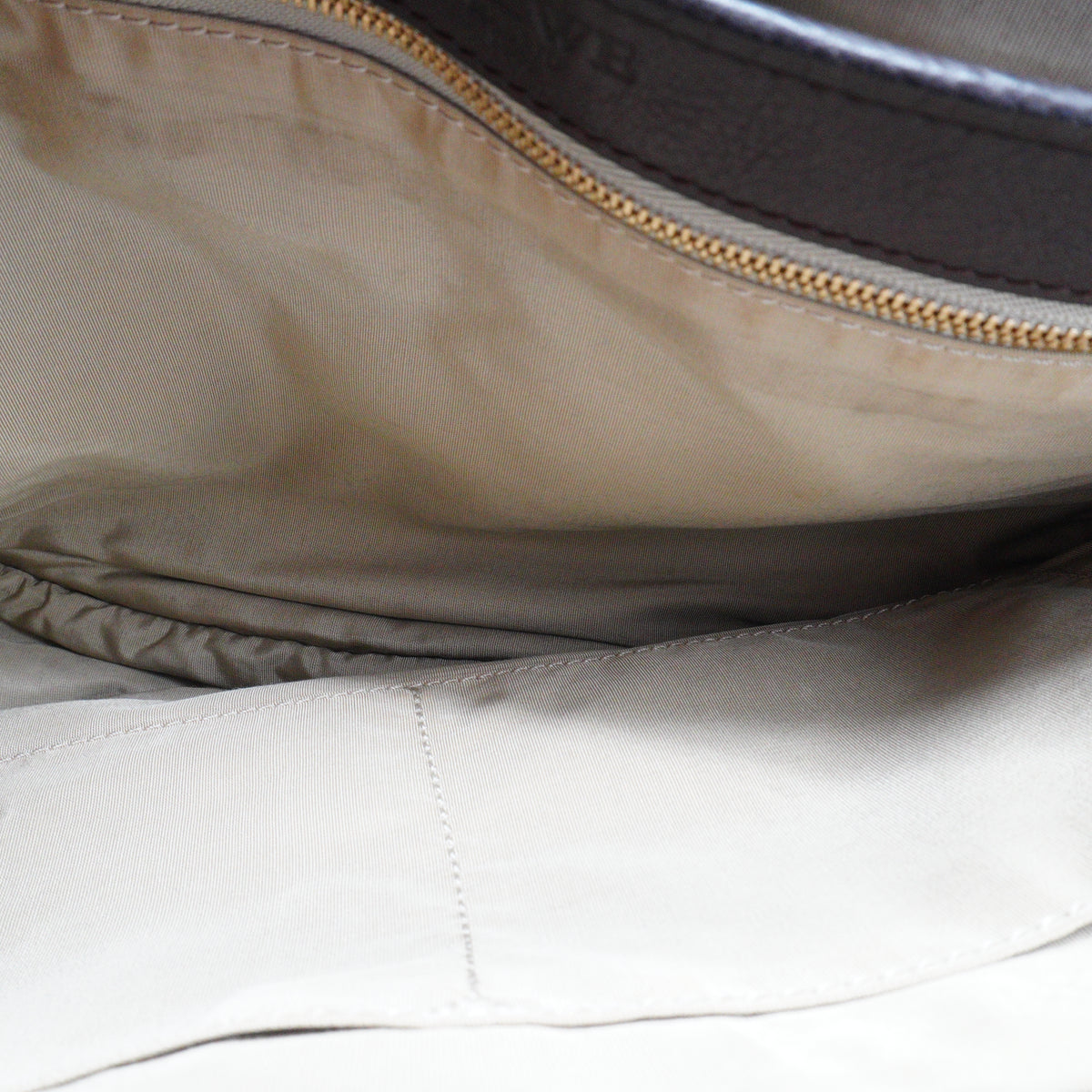 Loewe Heritage Shoulder Bag Brown Small GHW