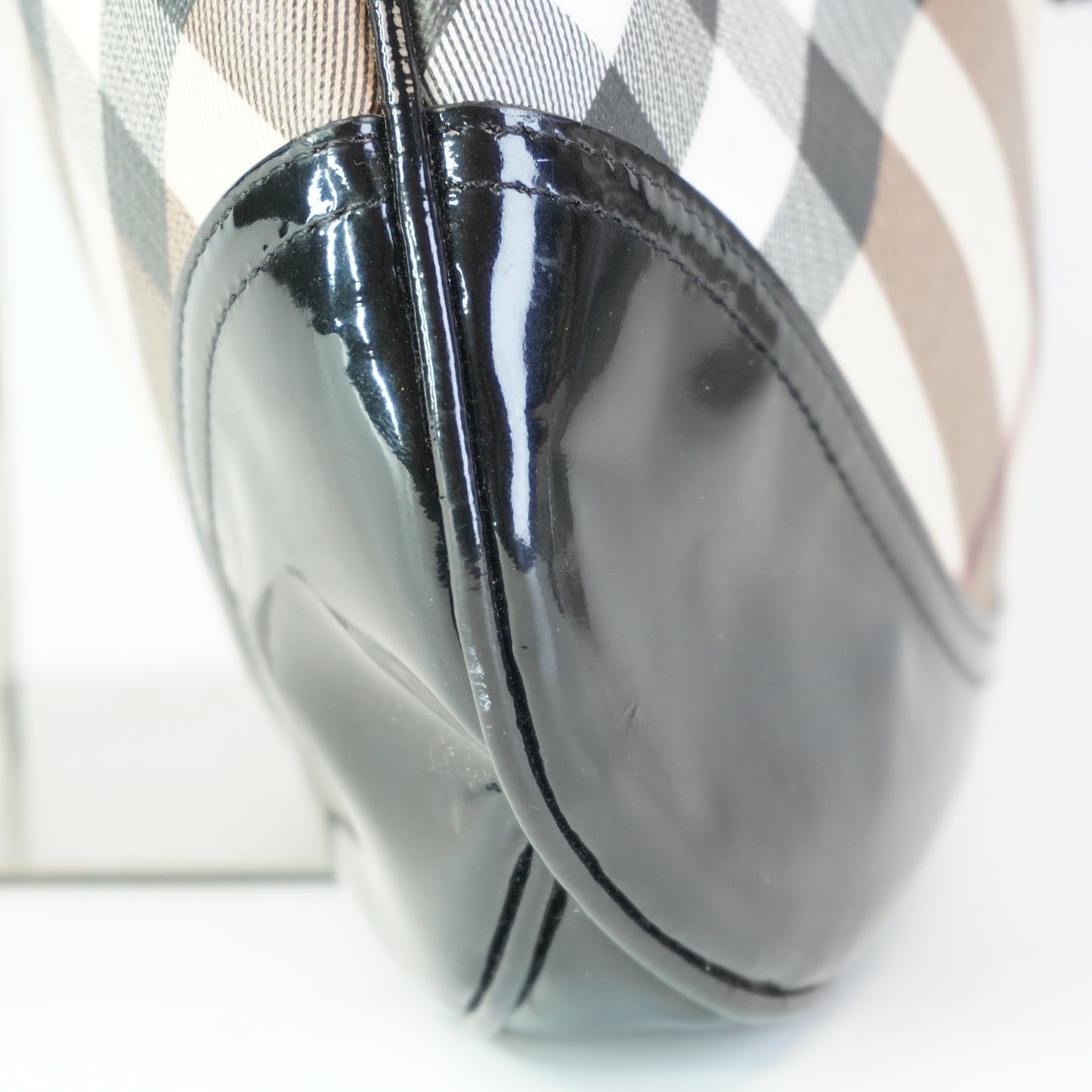 Burberry	Brooke Hobo SHW Medium