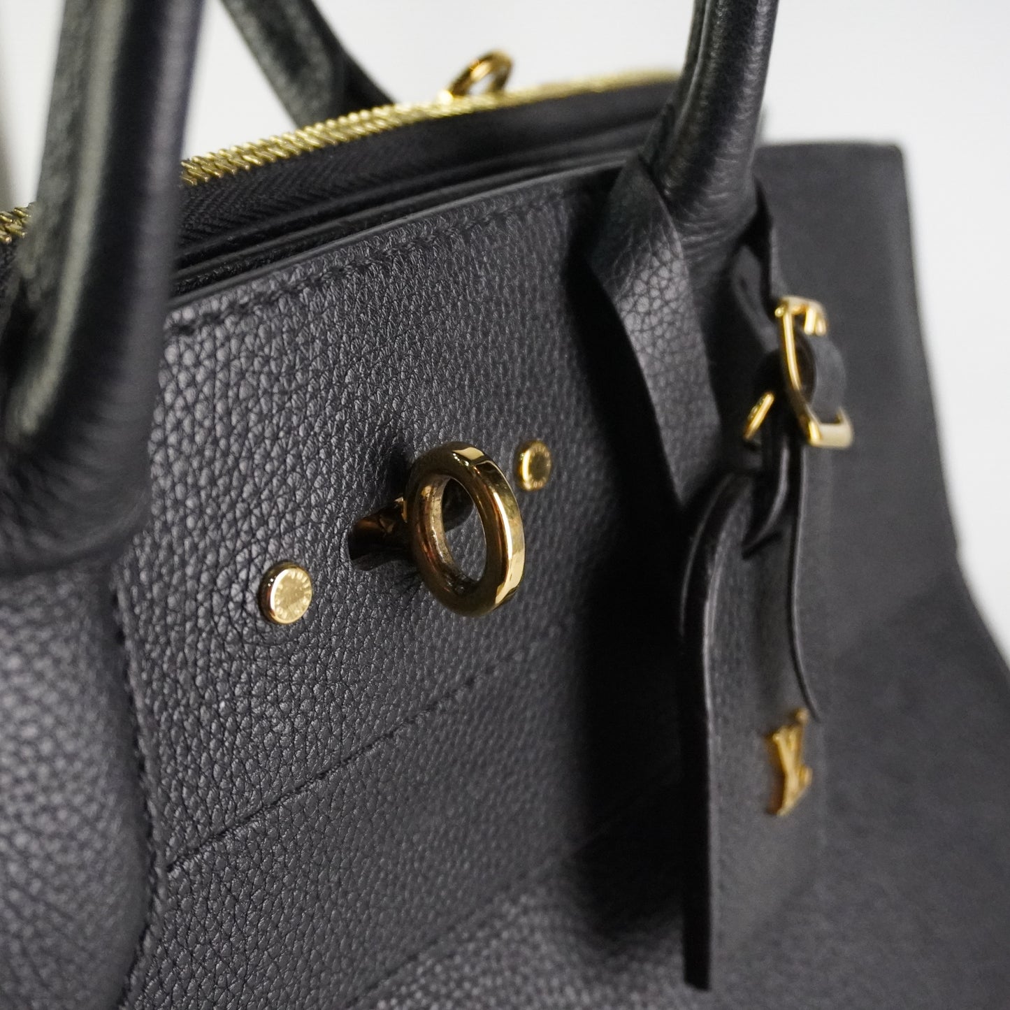 Louis Vuitton City Steamer MM
