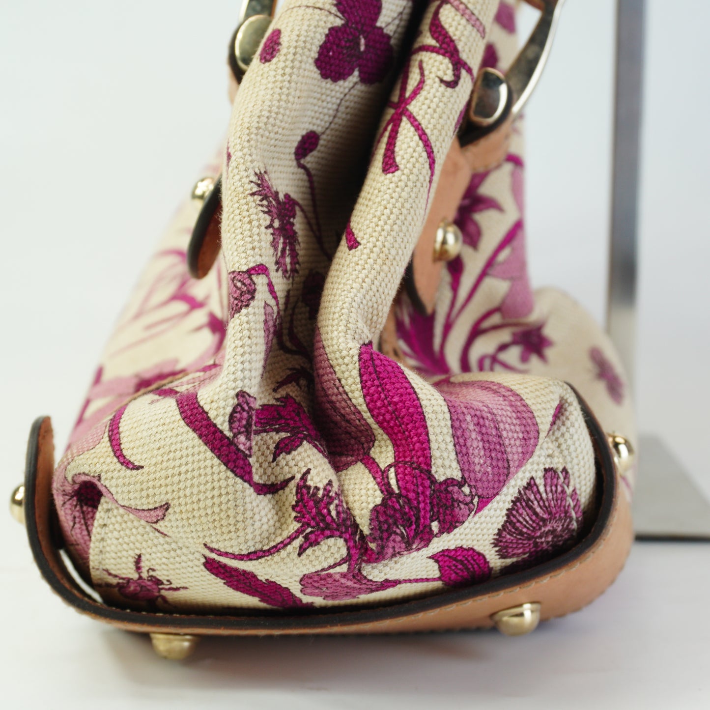 Gucci Pelham Floral Canvas Hobo Bag Medium GHW