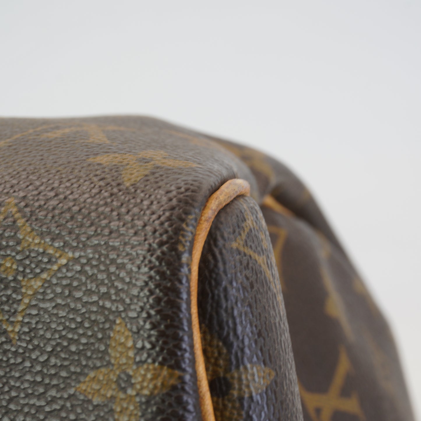 Louis Vuitton	Speedy 30 GHW