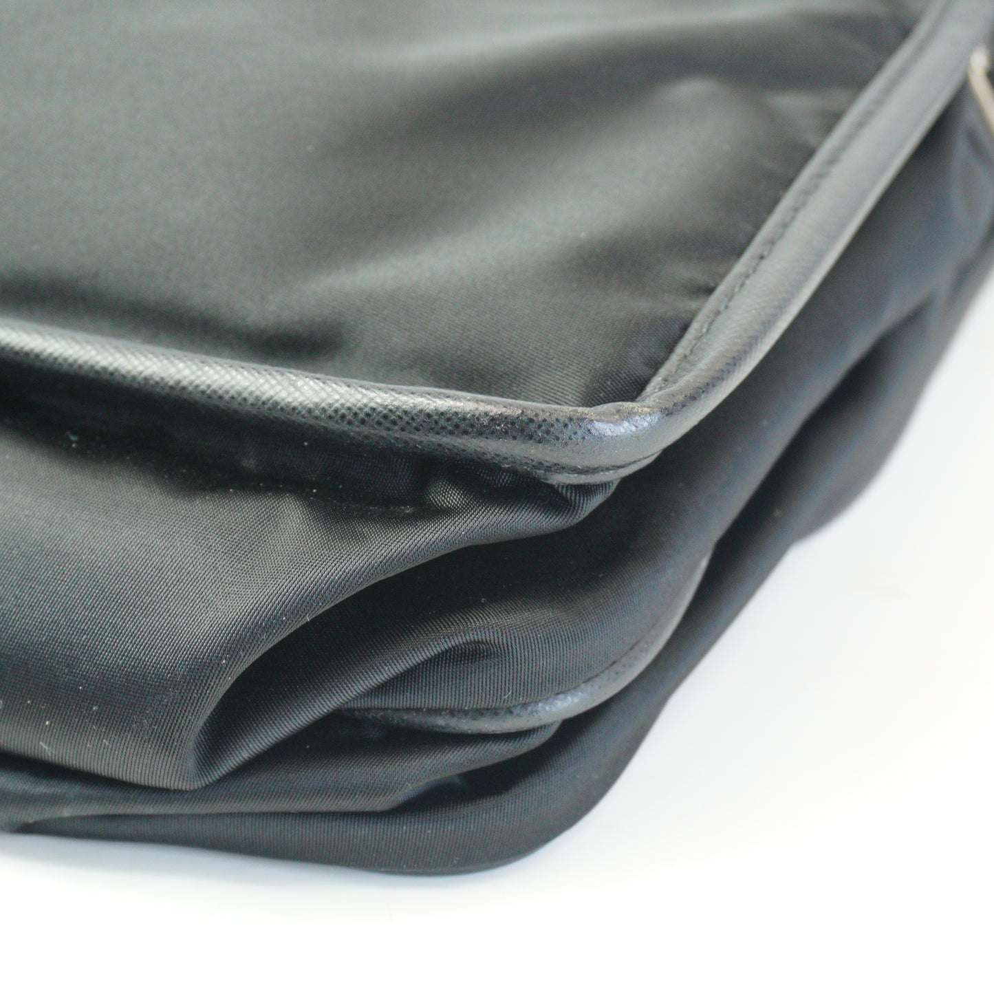 Prada Tessuto Nylon Saffiano Lether Messenger Black Bag Medium SHW