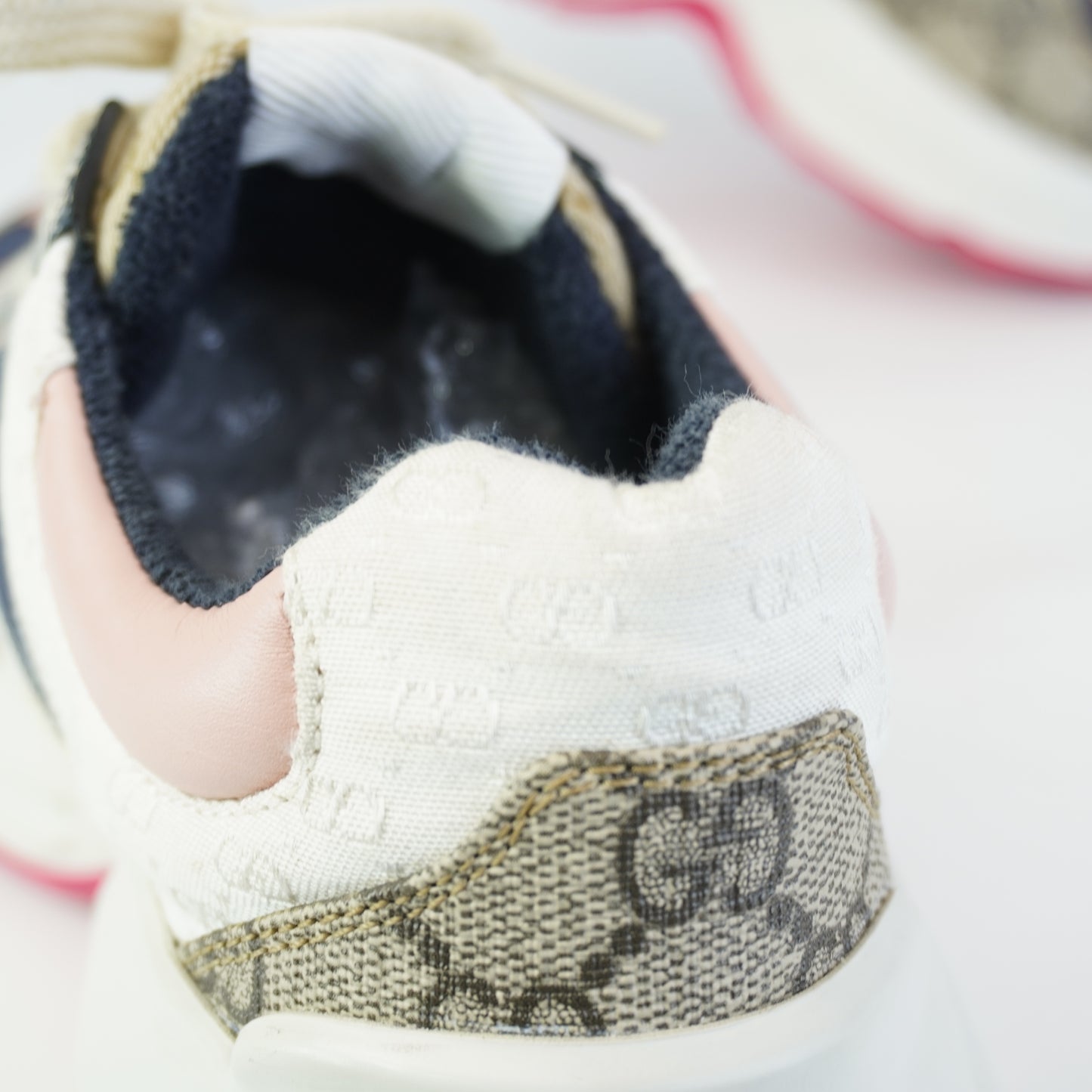 Gucci Rhyton Sneakers size 36