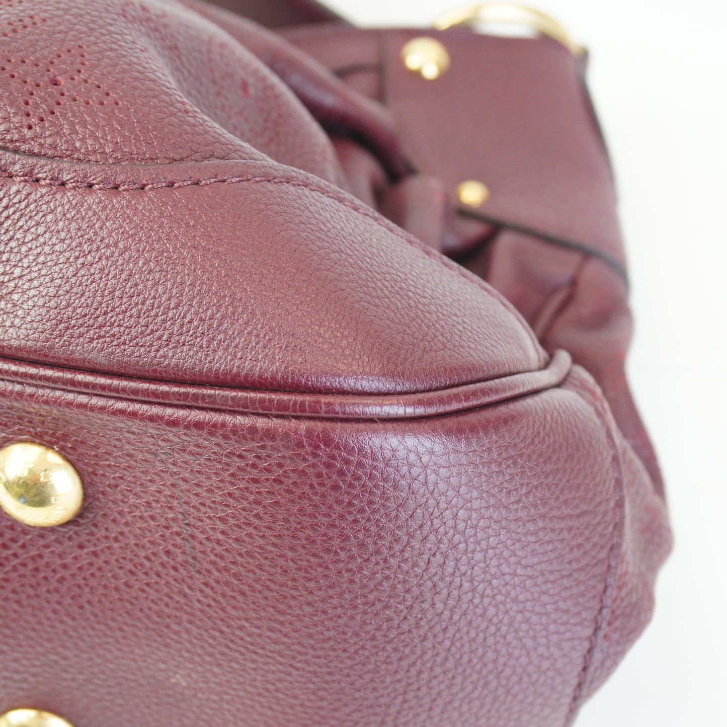 Louis Vuitton	Mahina Solor PM Bag Burgundy Large GHW