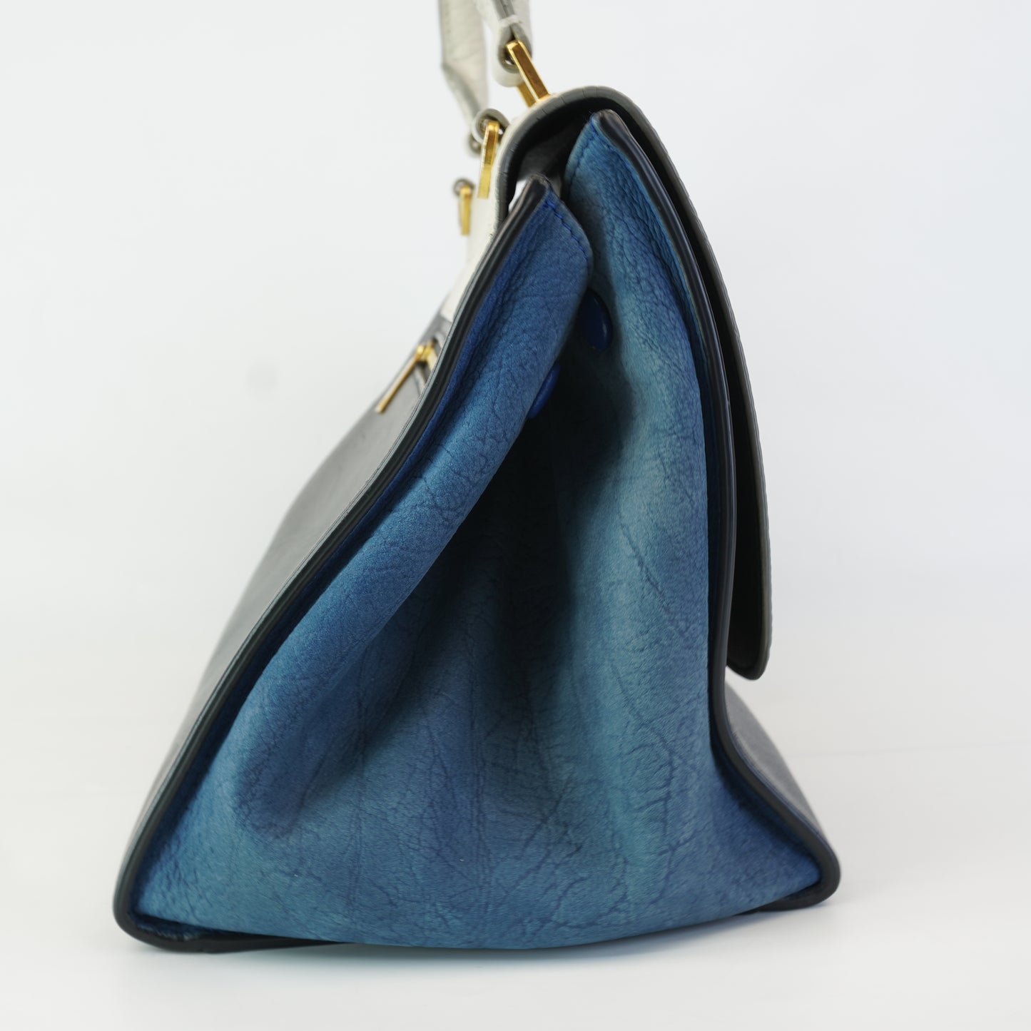 Celine Trapeze