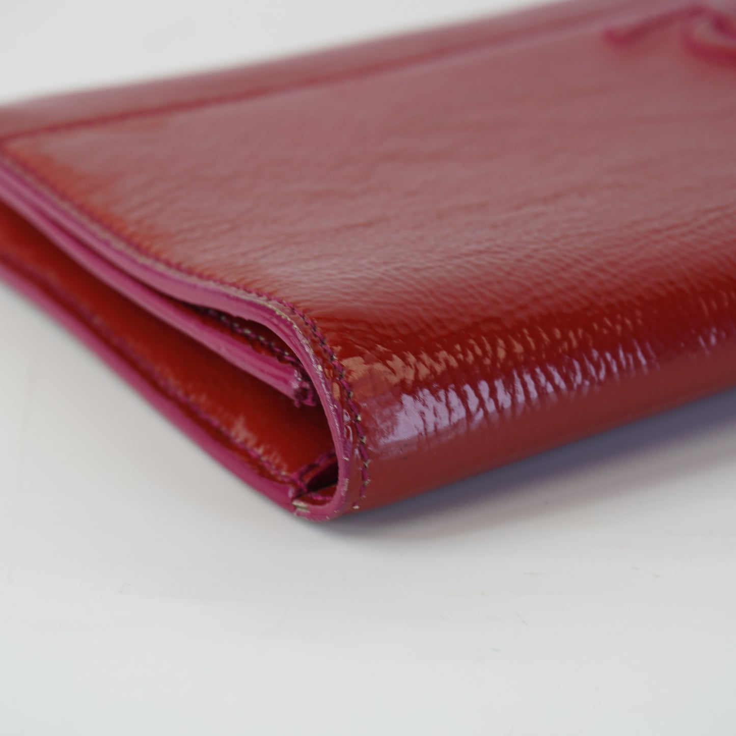 YSL	Belle De Jour Clutch Red