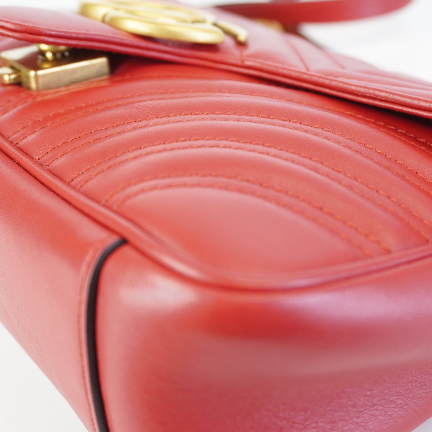Gucci GG Marmont Matelasse Medium Red Shoulder Bag GHW
