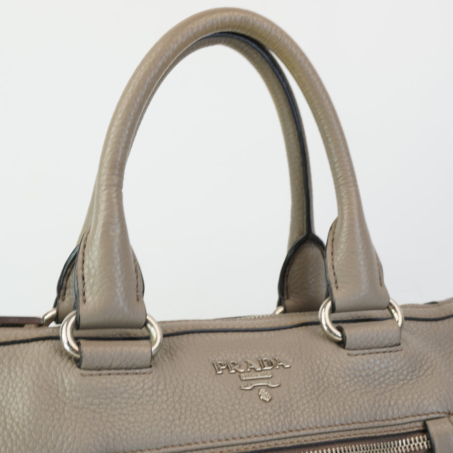 Prada Vitello Daino Bauletto