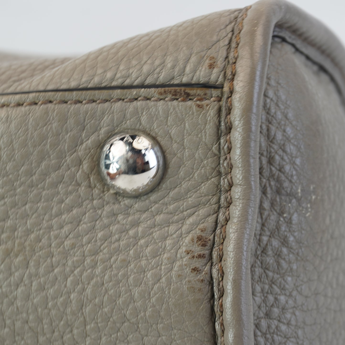 Prada Vitello Daino Bauletto