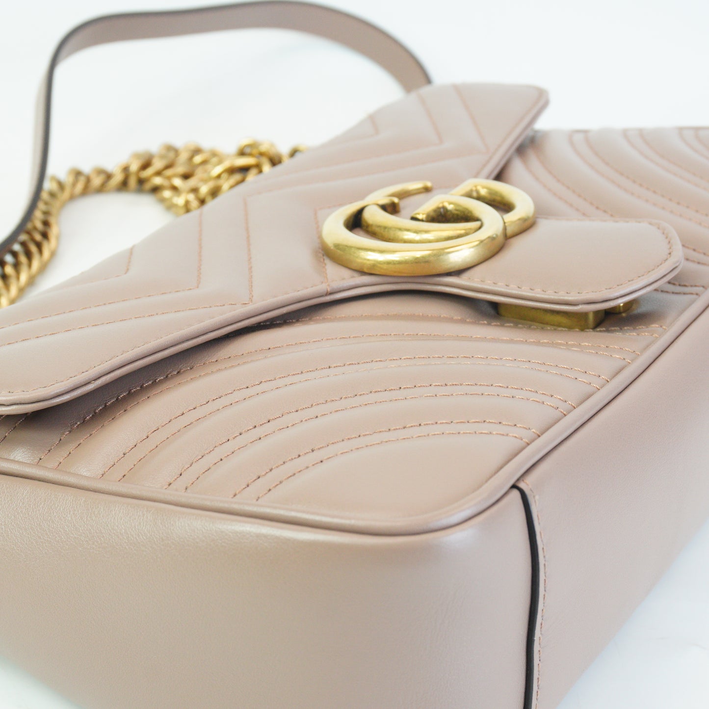 Gucci	GG Marmont Matelasse SmallBeige GHW