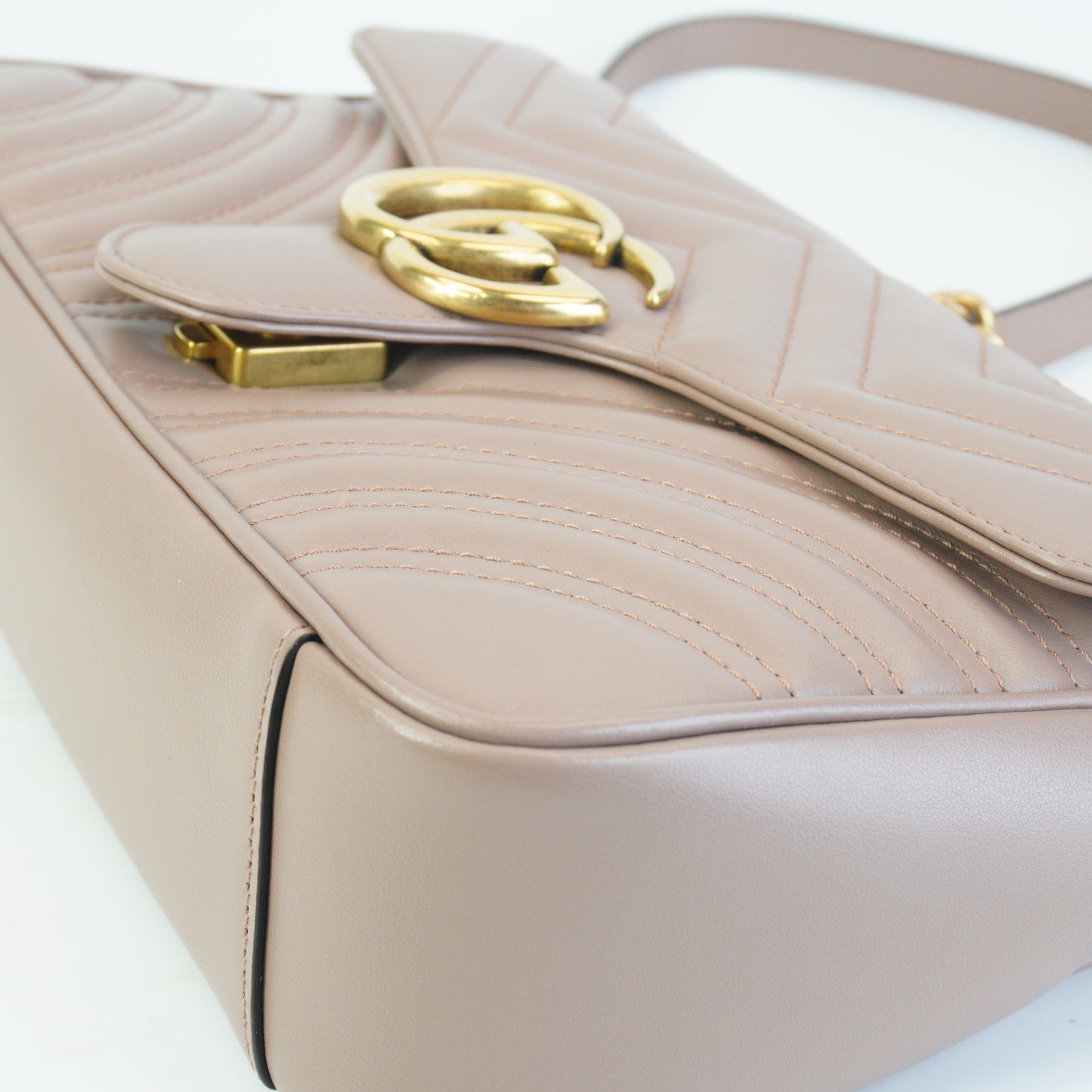Gucci	GG Marmont Matelasse SmallBeige GHW