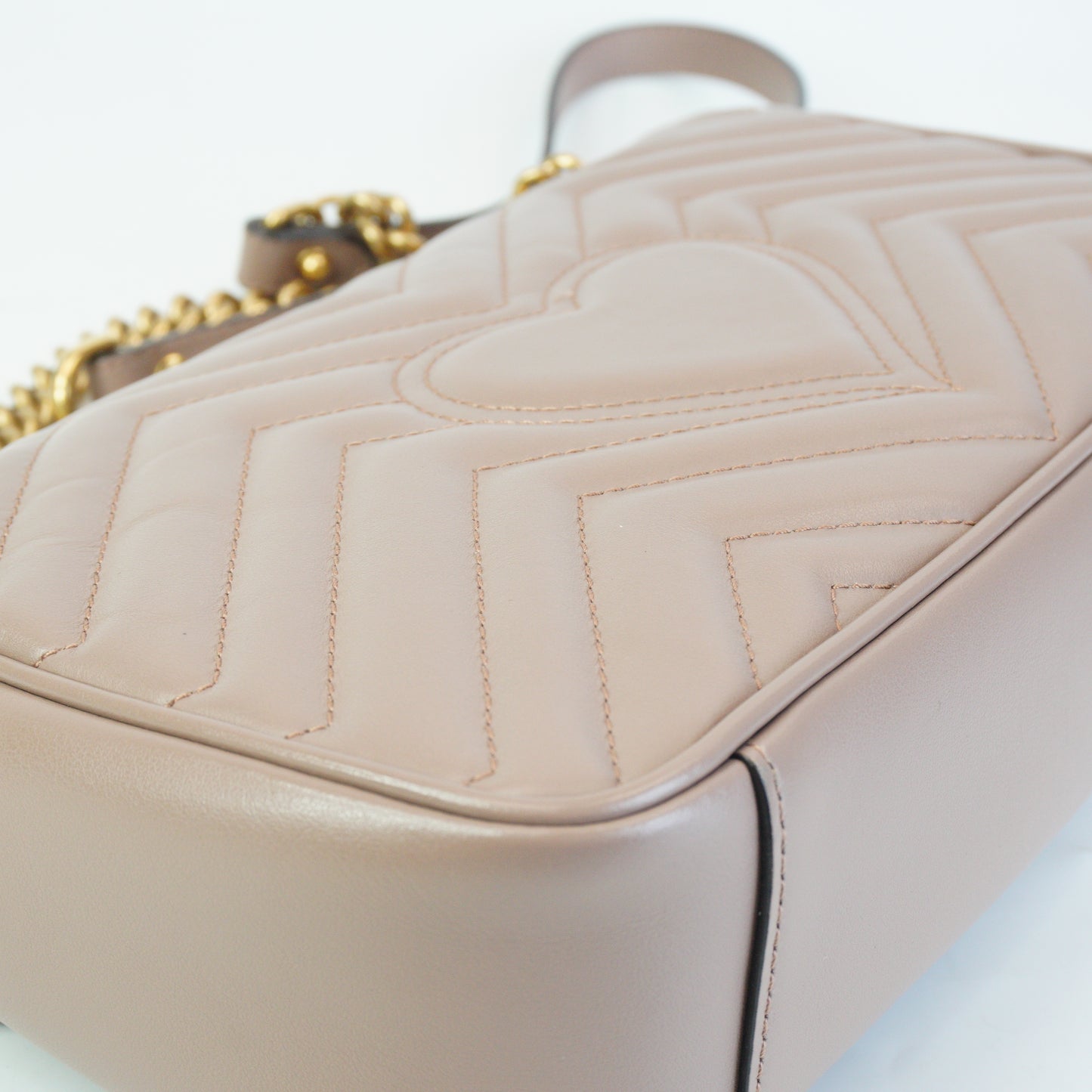 Gucci	GG Marmont Matelasse SmallBeige GHW
