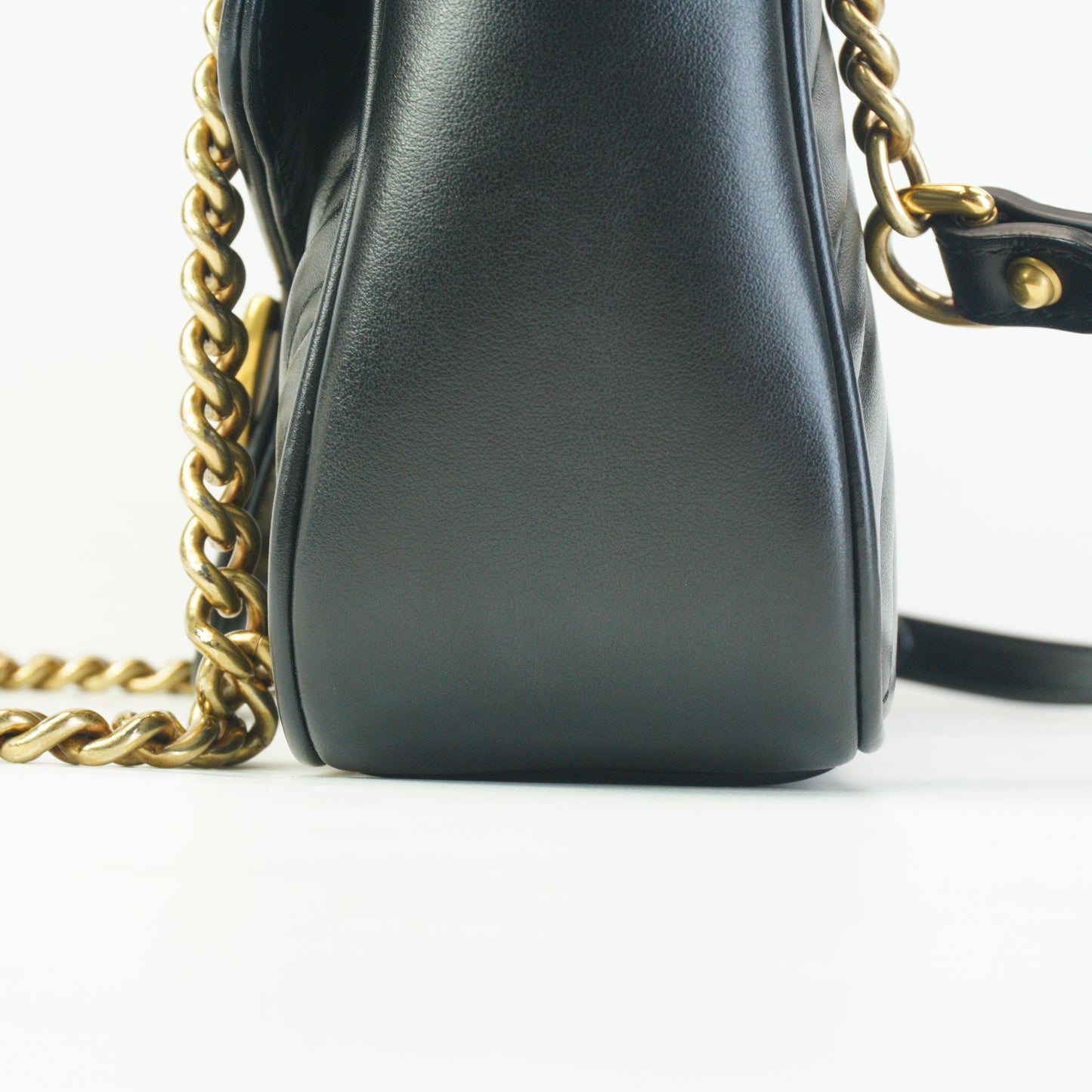 Gucci	GG Marmont Matelasse Small Black GHW