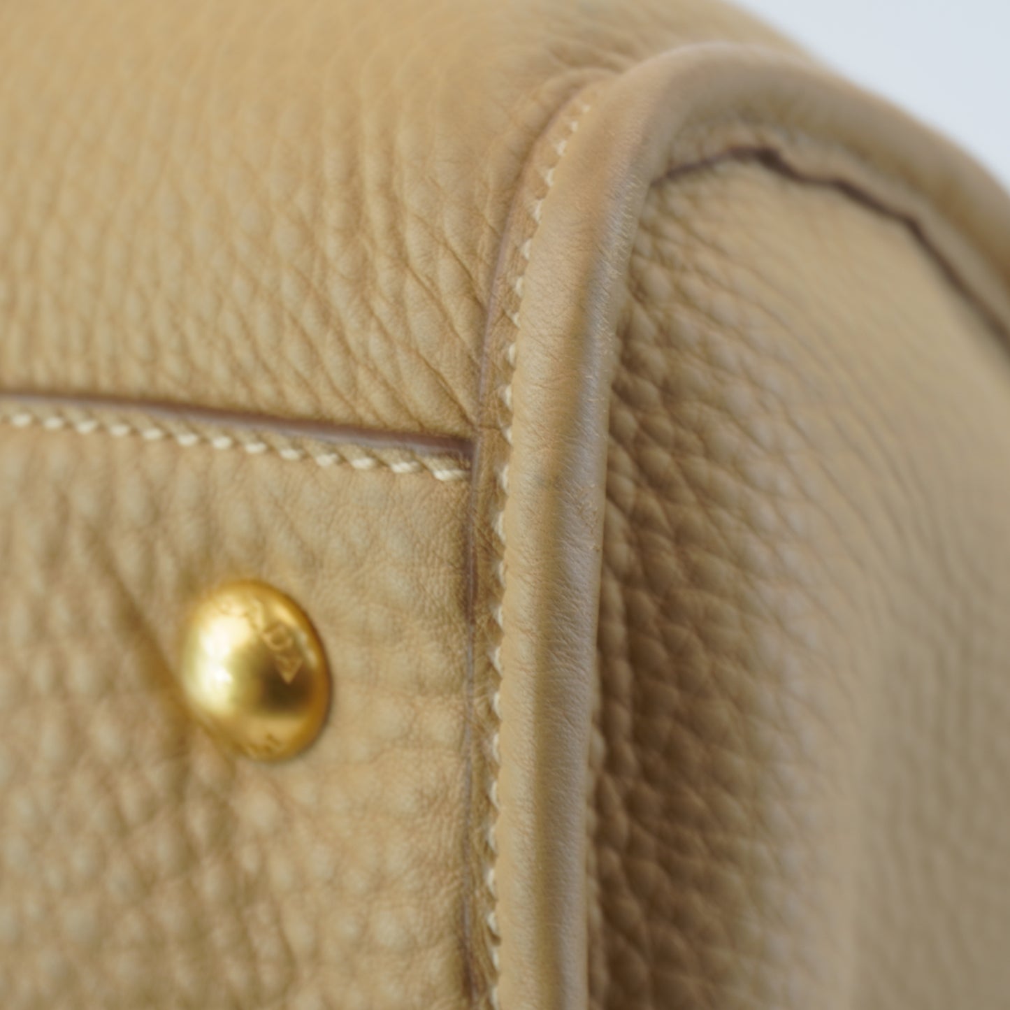 Prada Vitello Daino Beige