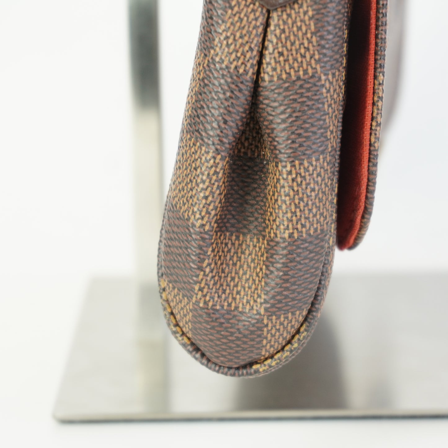 Louis Vuitton	Favorite DE