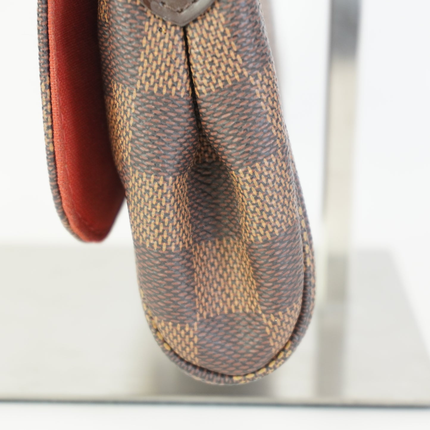 Louis Vuitton	Favorite DE