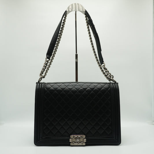 Chanel Boy Flap Bag Black Medium SHW