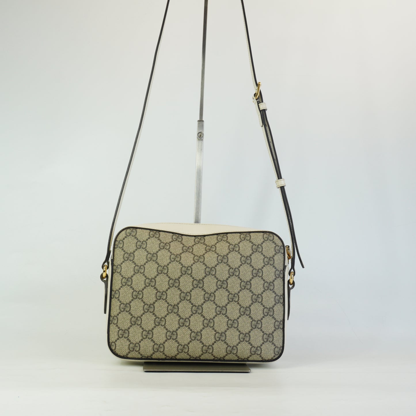 Gucci	Horsebit 1955 Camera Bag White Trims Small GHW