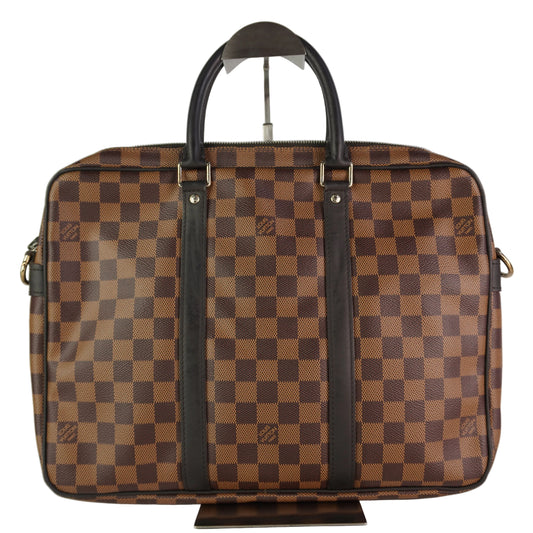 Louis Vuitton	Porte Documents Voyage PM DE
