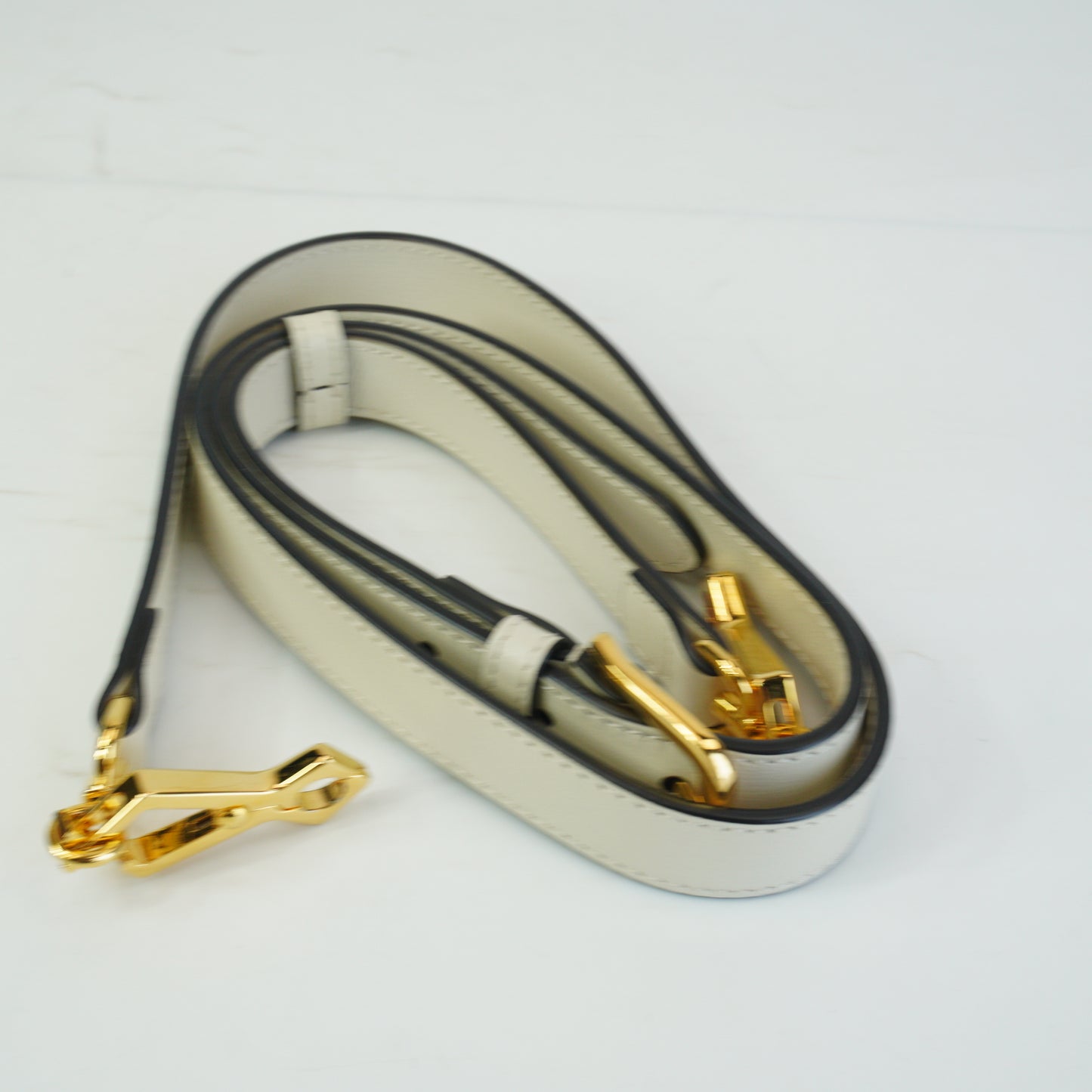 Gucci	Horsebit 1955 White Trims Mini GHW