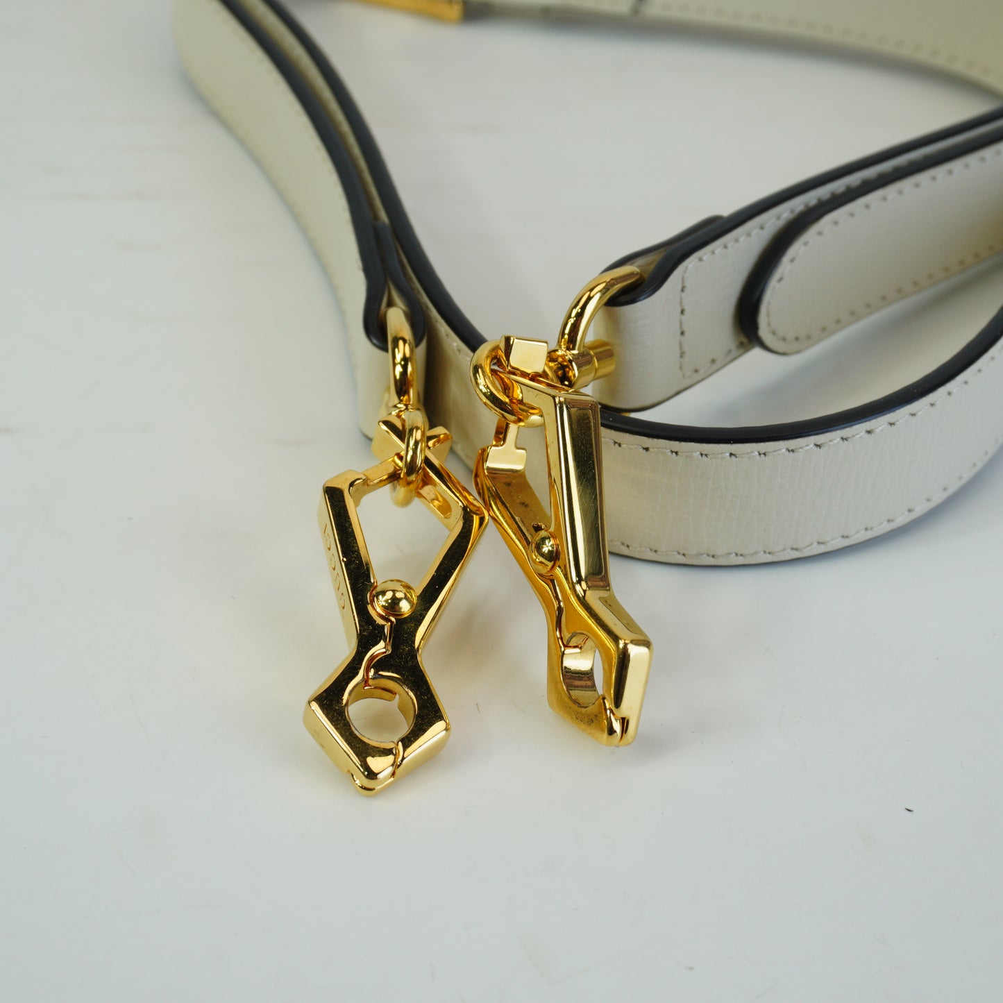Gucci	Horsebit 1955 White Trims Mini GHW