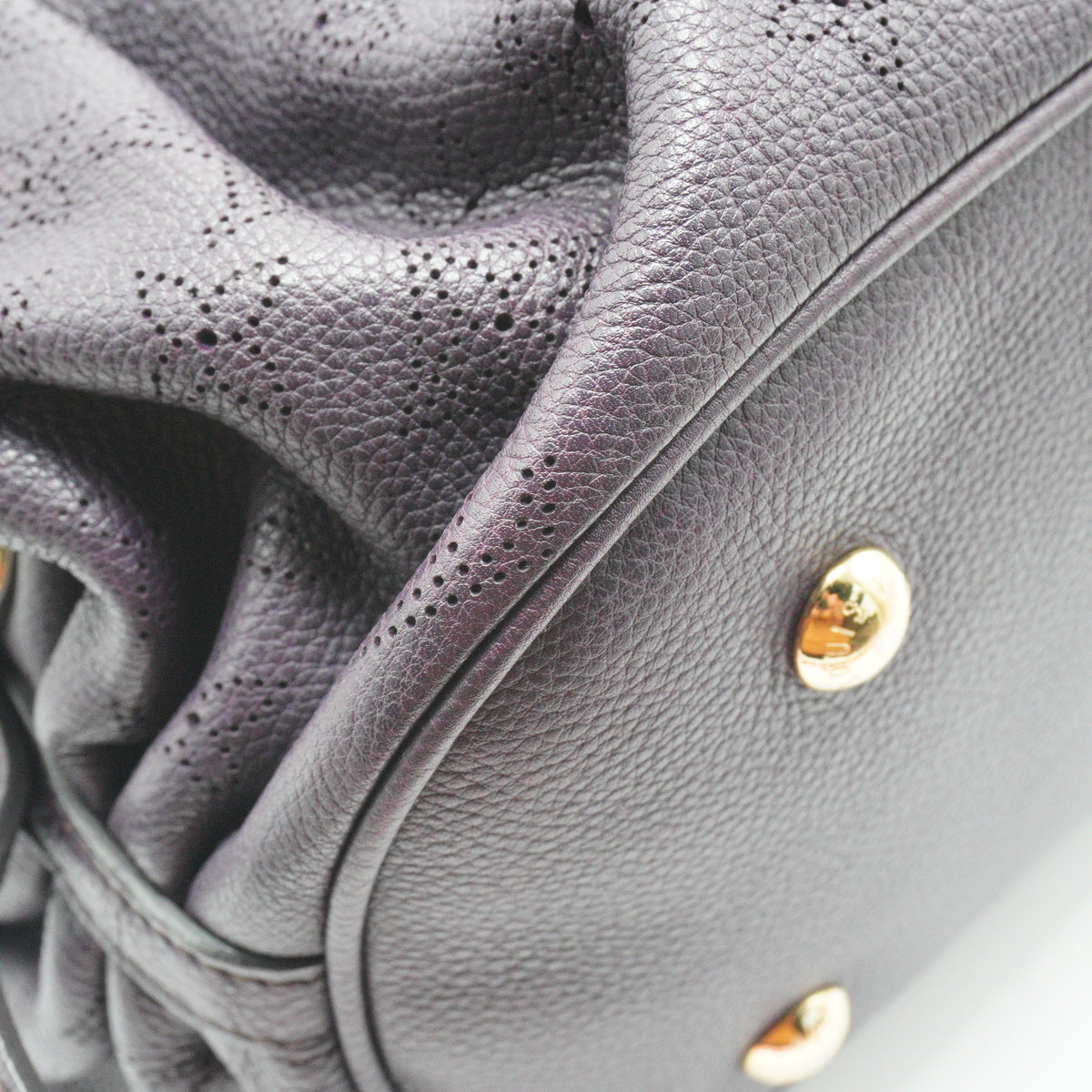 Louis Vuitton Oursin Monogram Large Mahina Leather Purple Hobo GHW