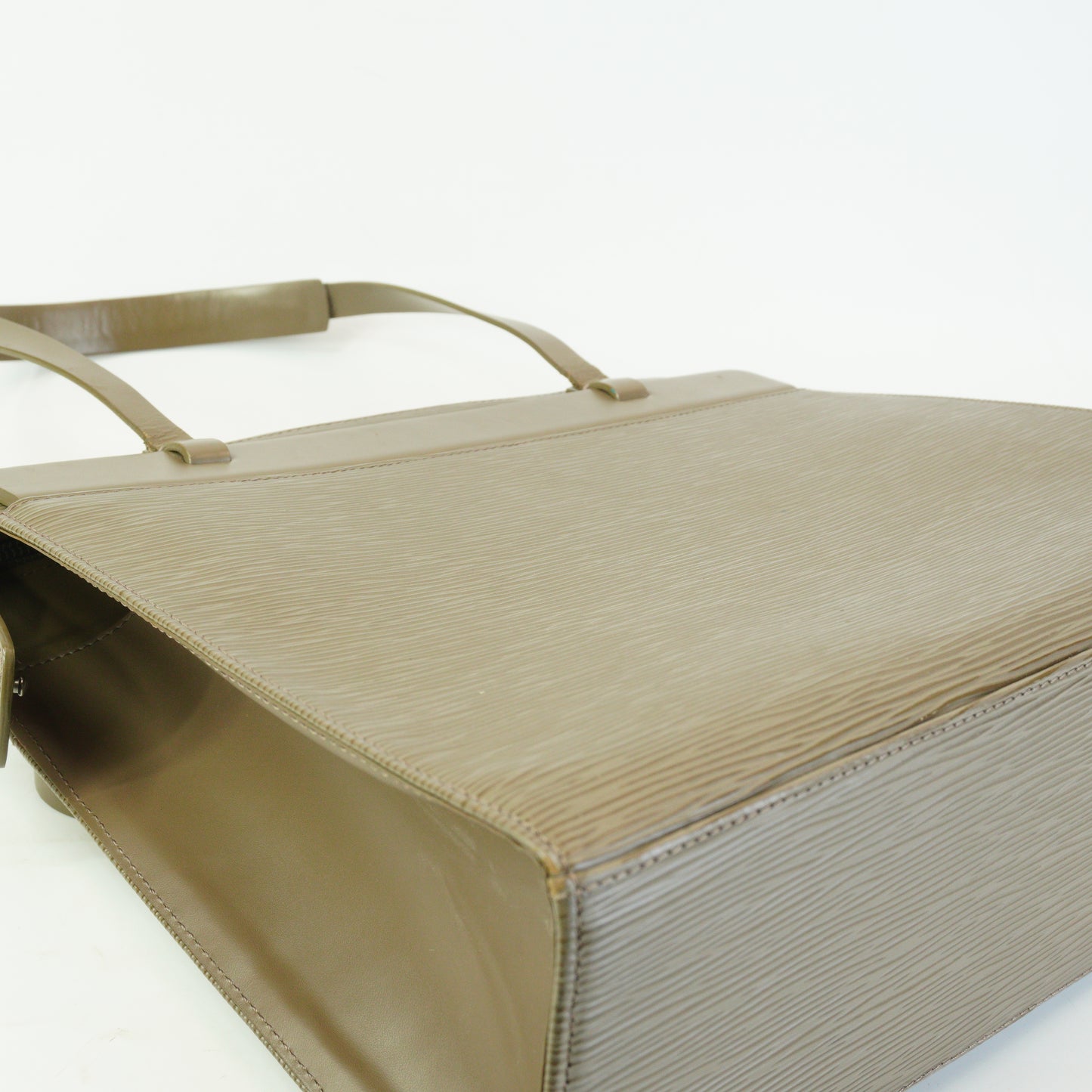 Louis Vuitton	Epi Croisette Gray Medium SHW