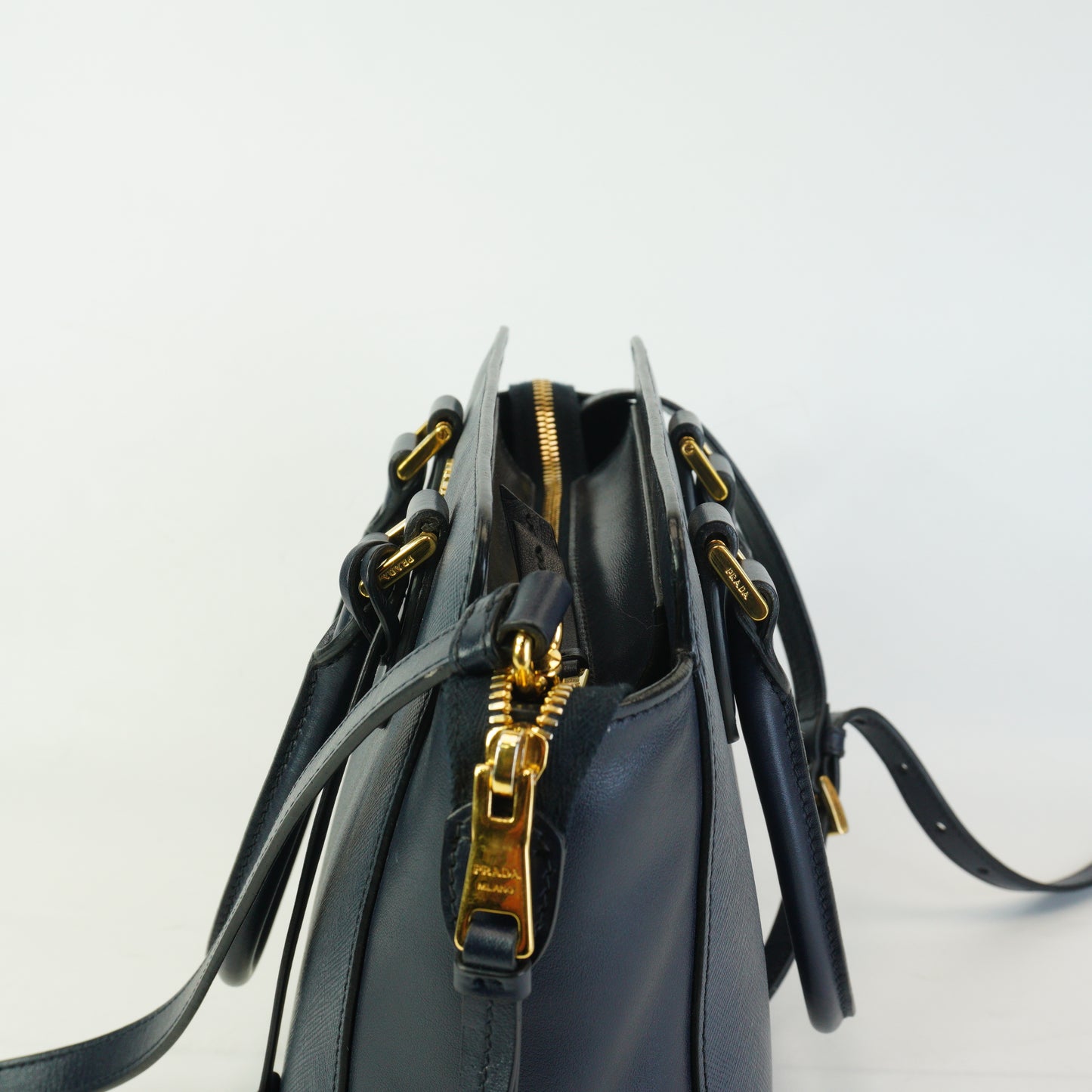 Prada	Saffiano Leather Bag Dark Blue Medium GHW