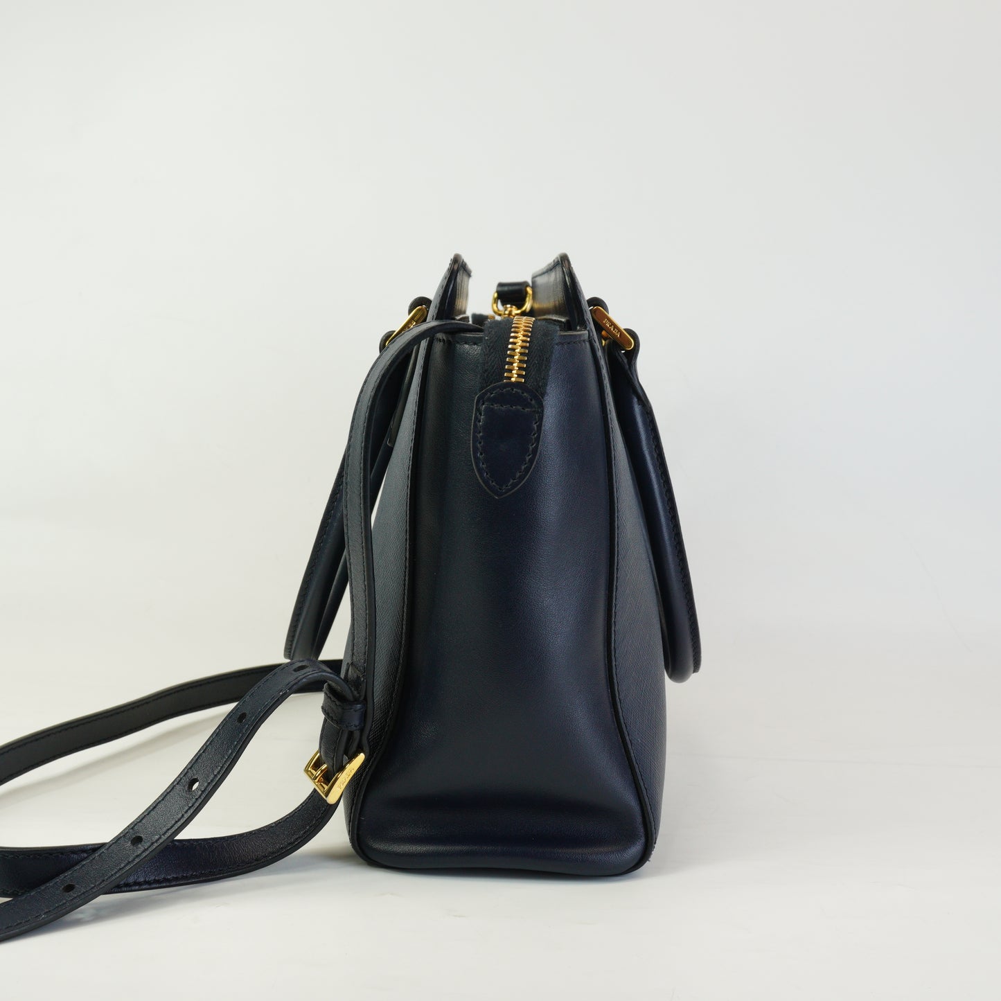 Prada	Saffiano Leather Bag Dark Blue Medium GHW
