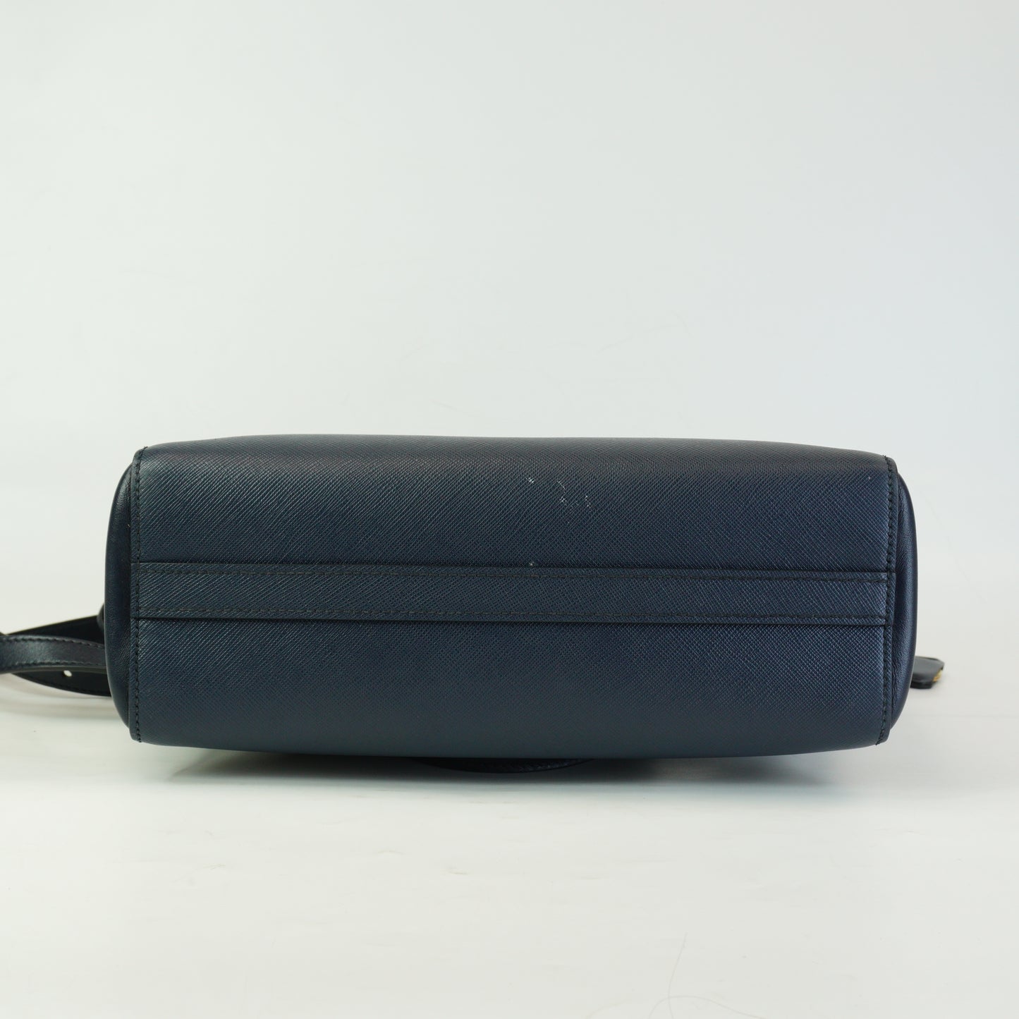 Prada	Saffiano Leather Bag Dark Blue Medium GHW