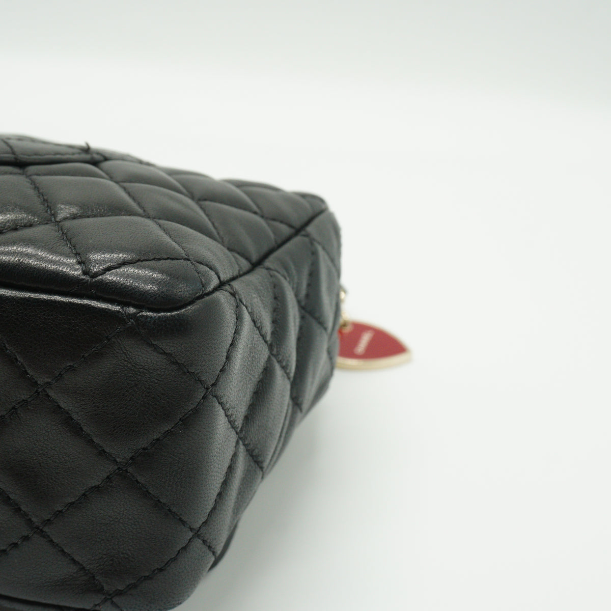 Chanel Black quilted leather Flap Handbag Small GHW