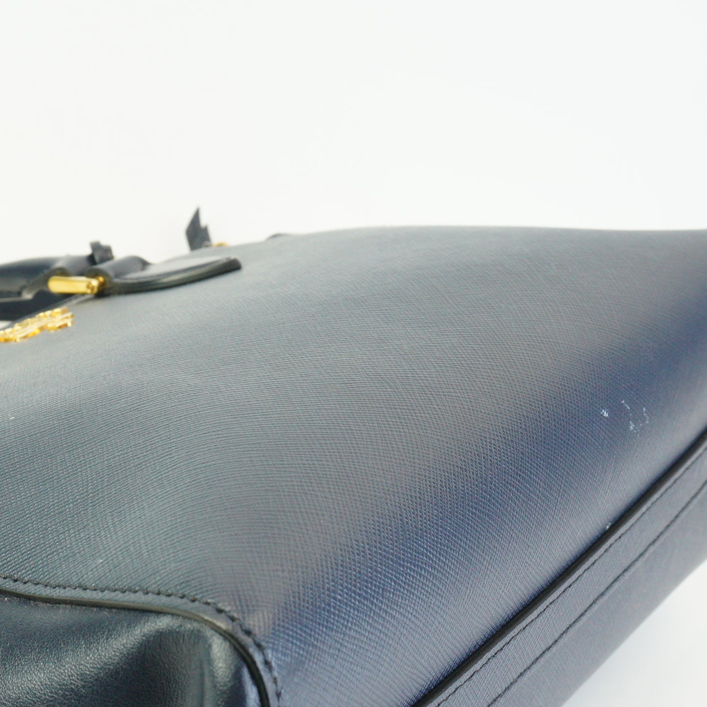 Prada	Saffiano Leather Bag Dark Blue Medium GHW